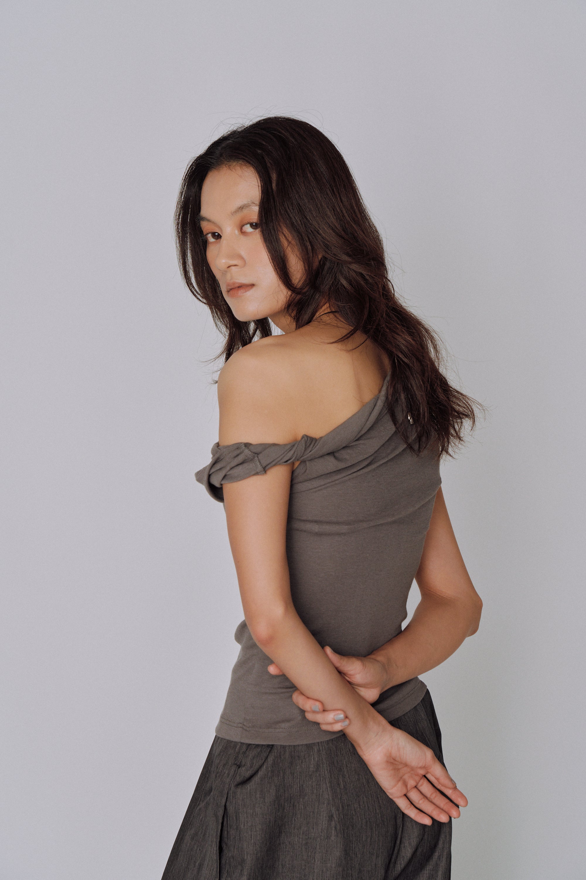 Twist-Back Top