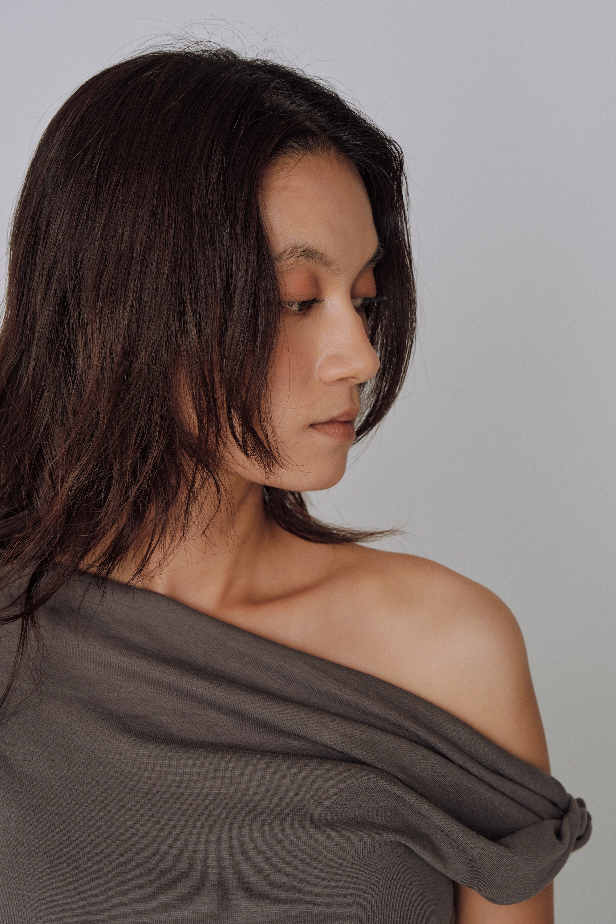 Twist-Back Top