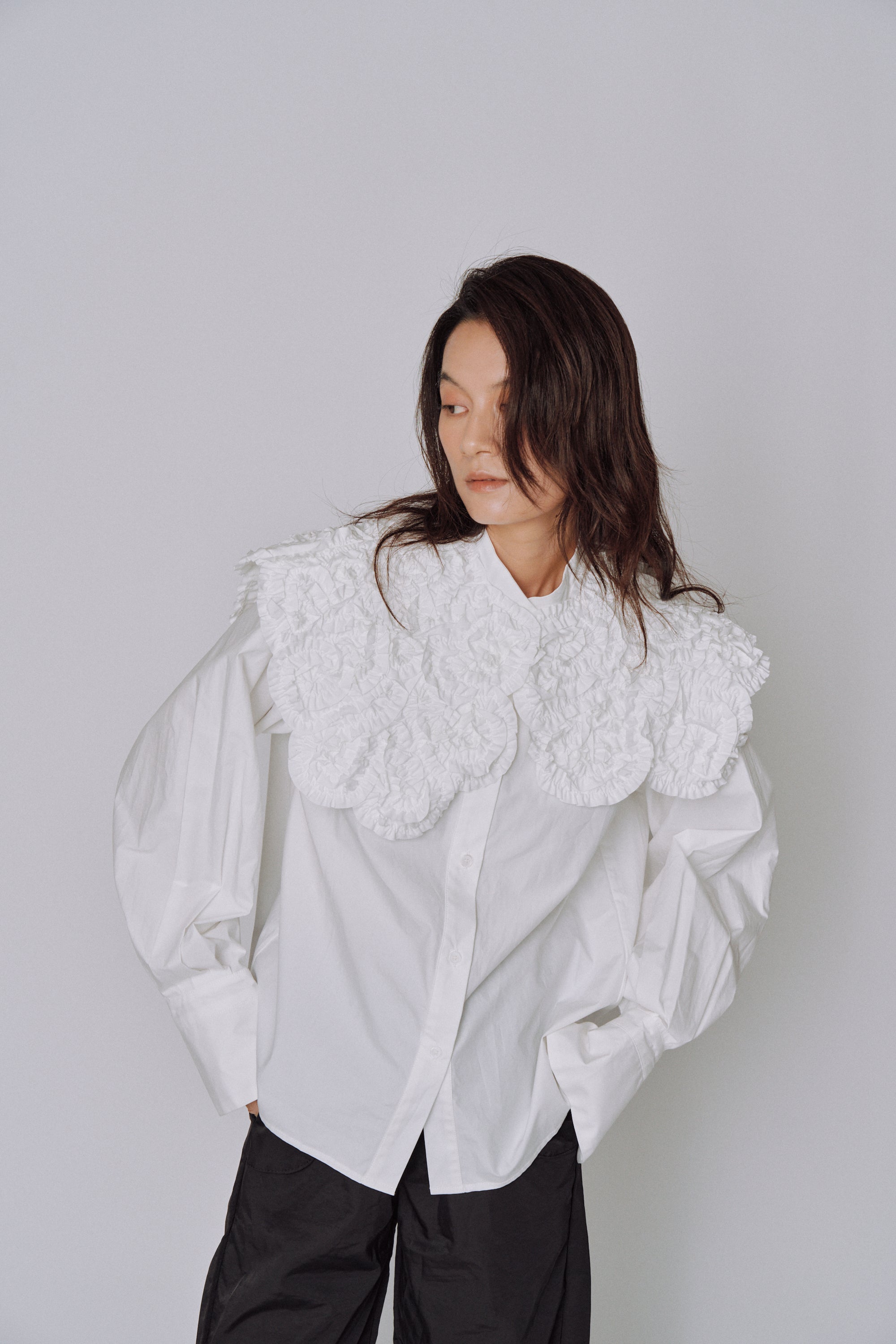 NEW|Sculpted Petal Collar Shirt