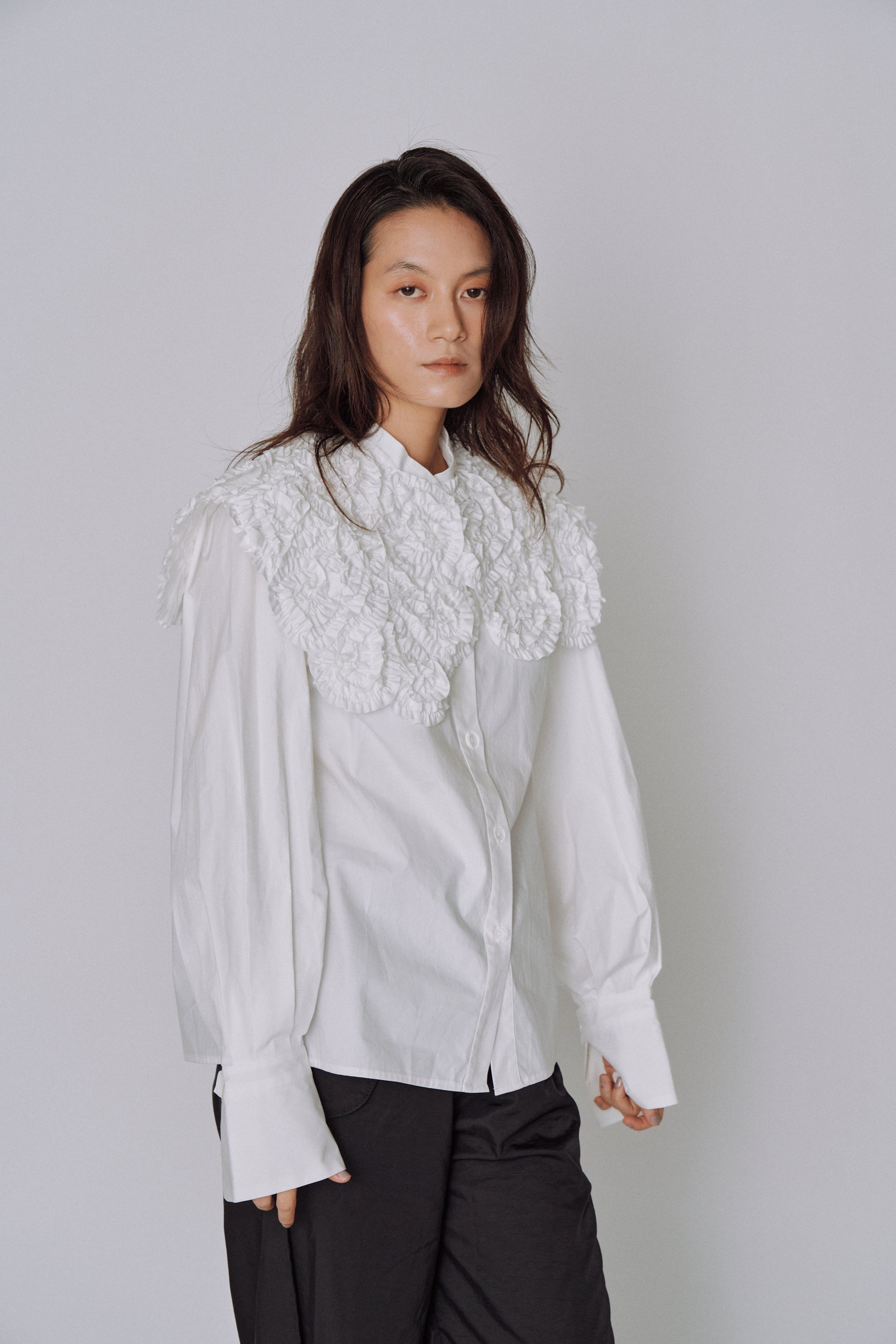 NEW|Sculpted Petal Collar Shirt