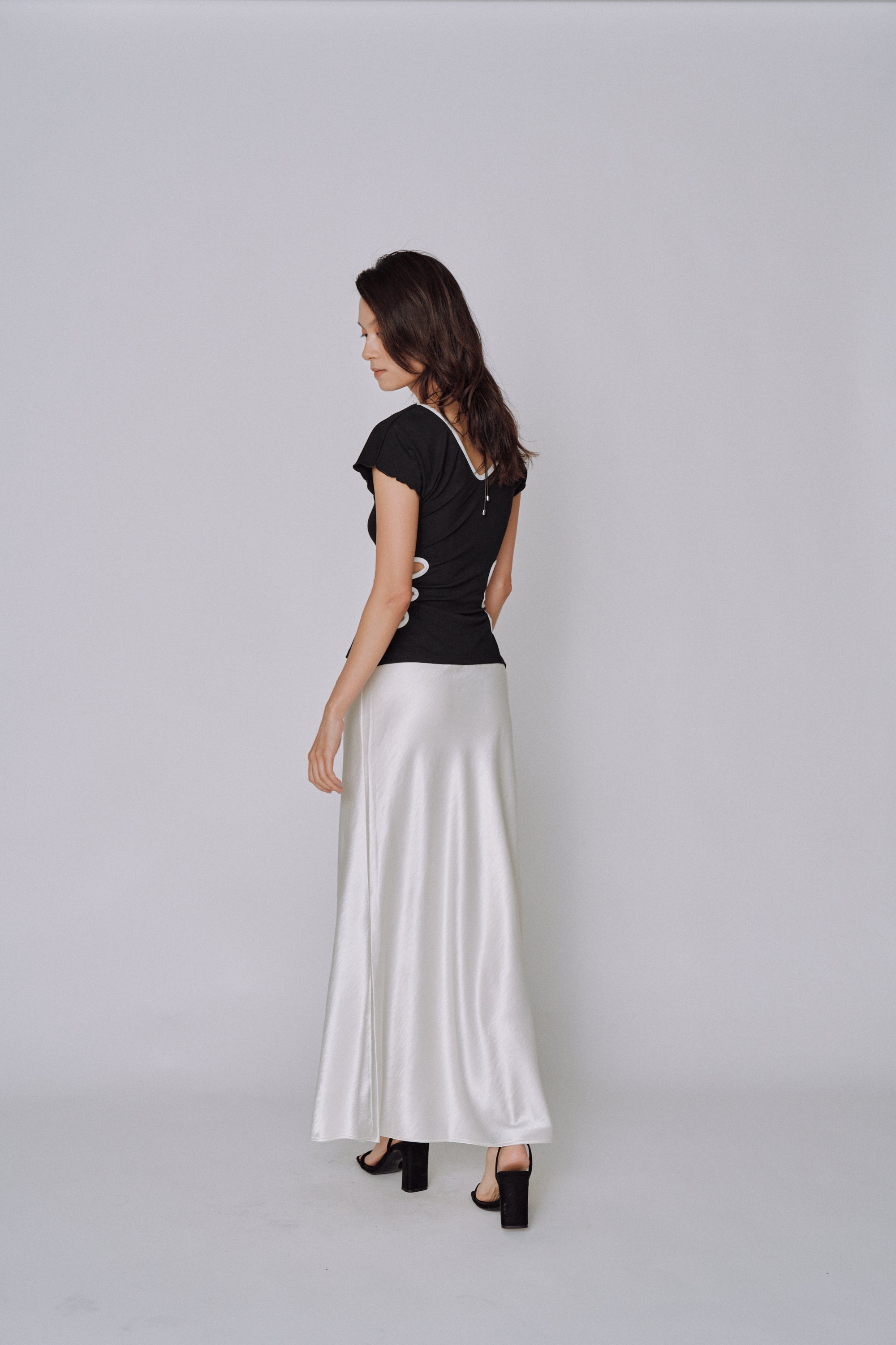 NEW|Glossy Flow Satin Skirt