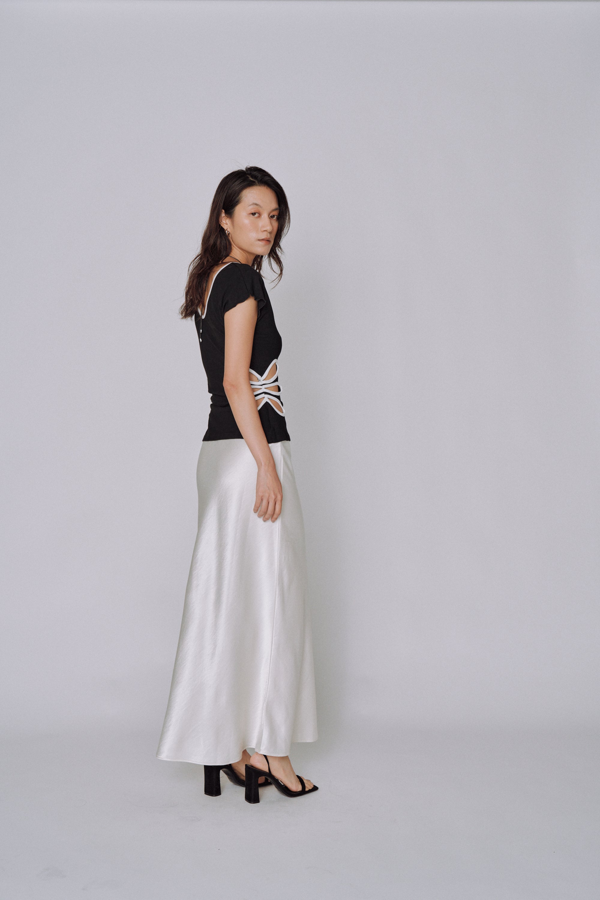 NEW|Glossy Flow Satin Skirt