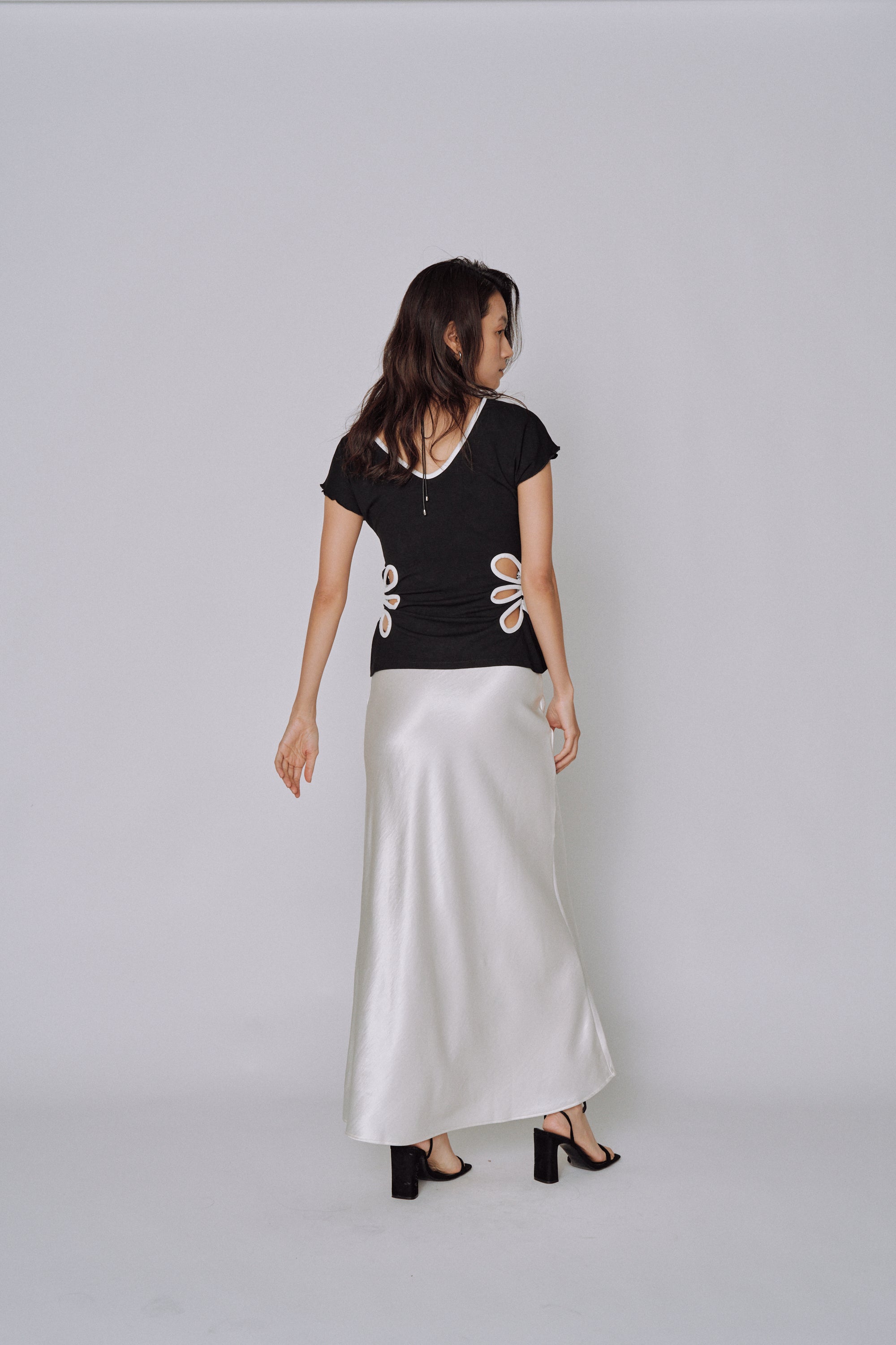 NEW|Glossy Flow Satin Skirt