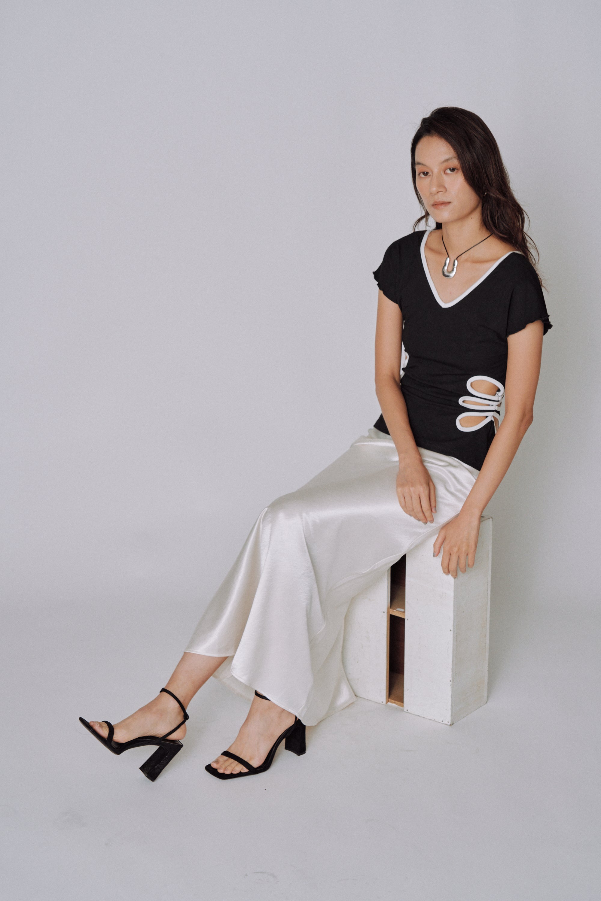 NEW|Glossy Flow Satin Skirt