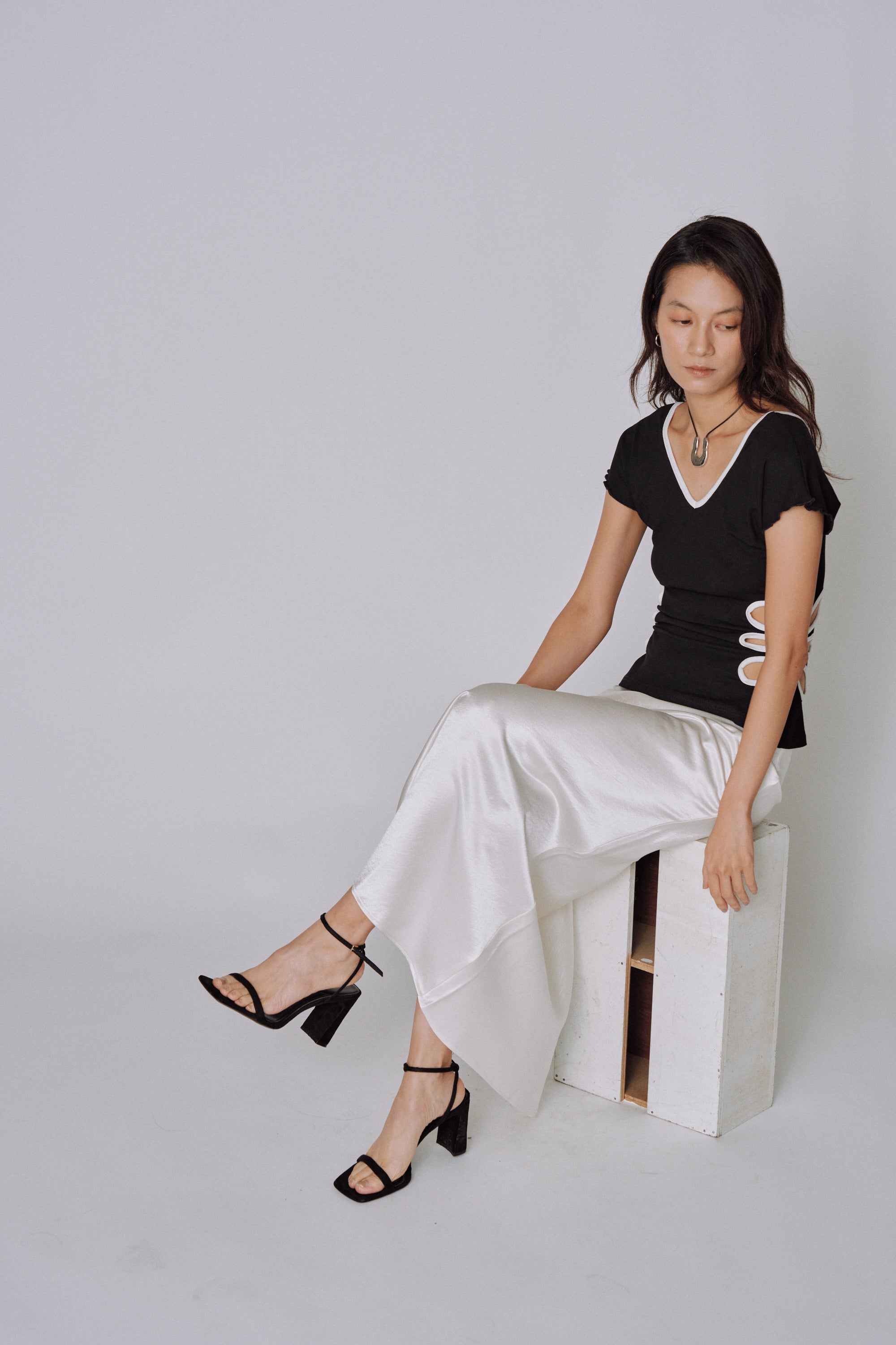 NEW|Glossy Flow Satin Skirt