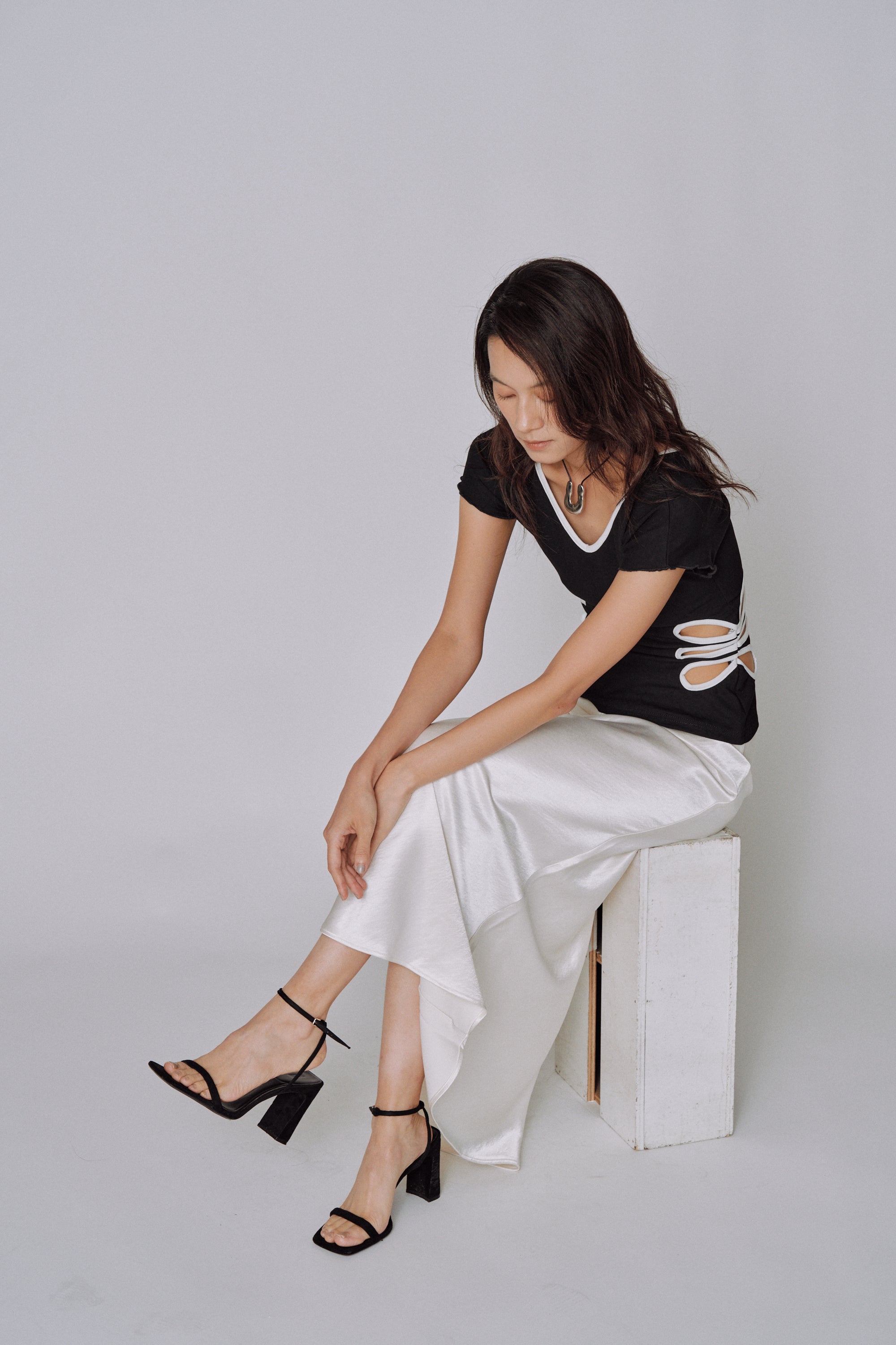 NEW|Glossy Flow Satin Skirt