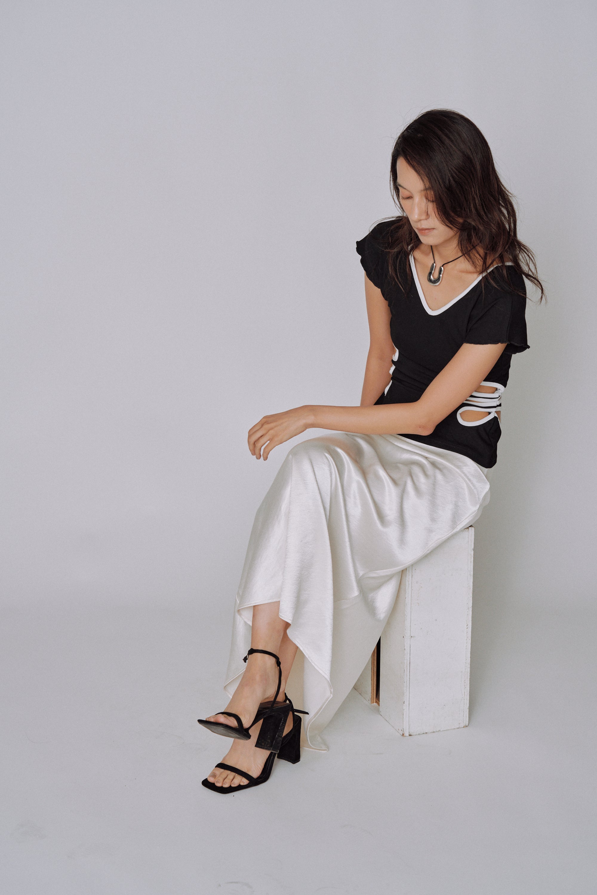 NEW|Glossy Flow Satin Skirt