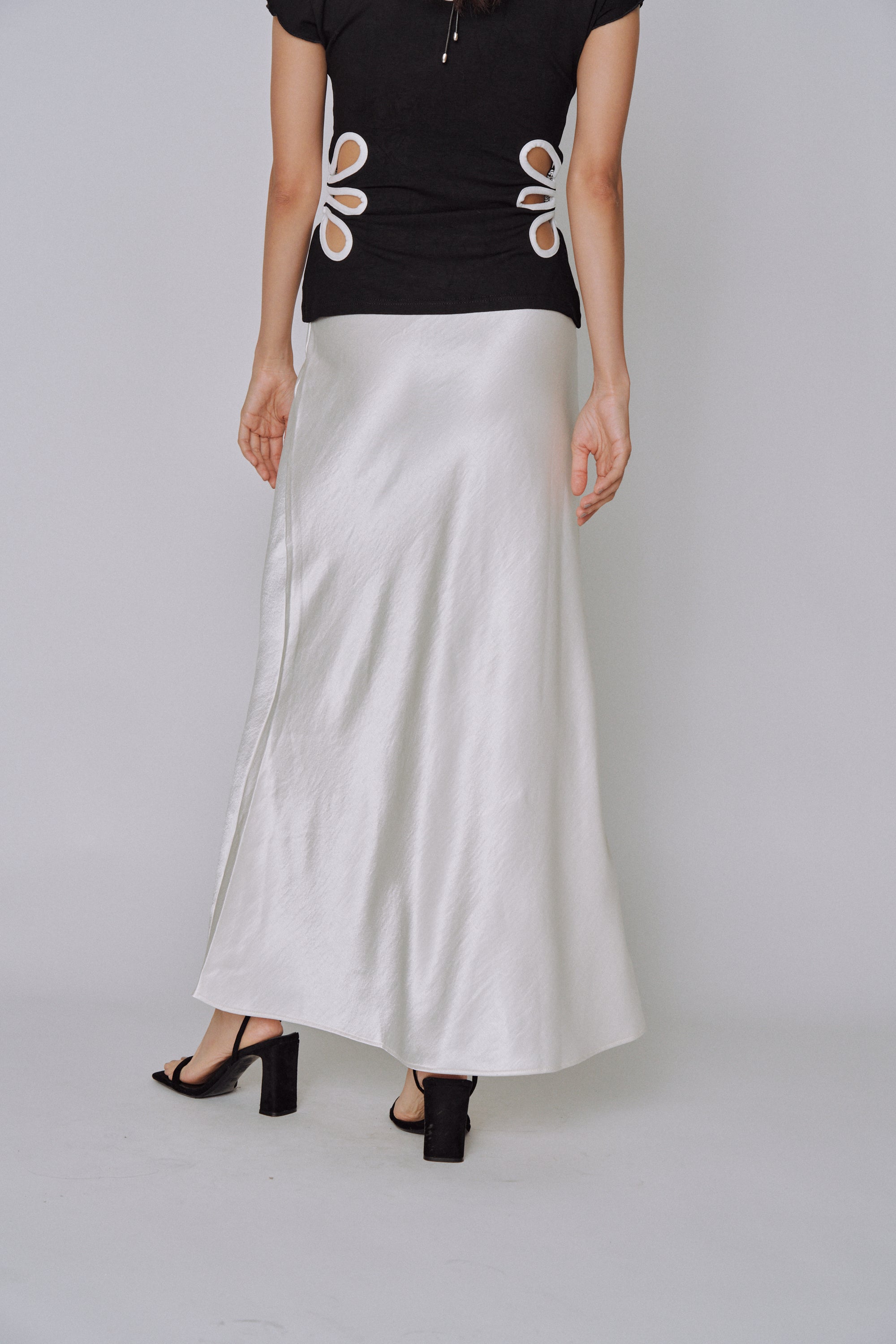 NEW|Glossy Flow Satin Skirt