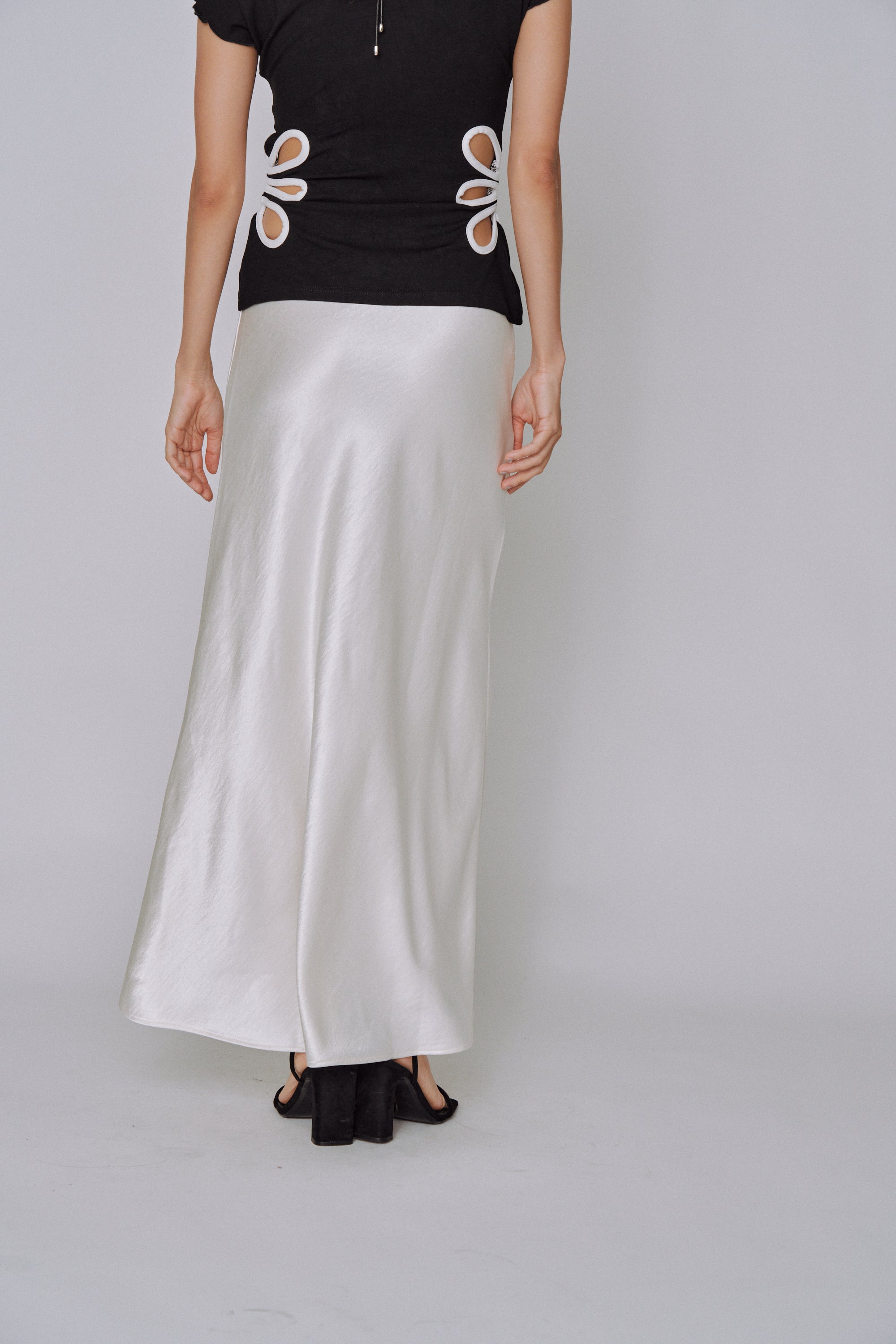 NEW|Glossy Flow Satin Skirt