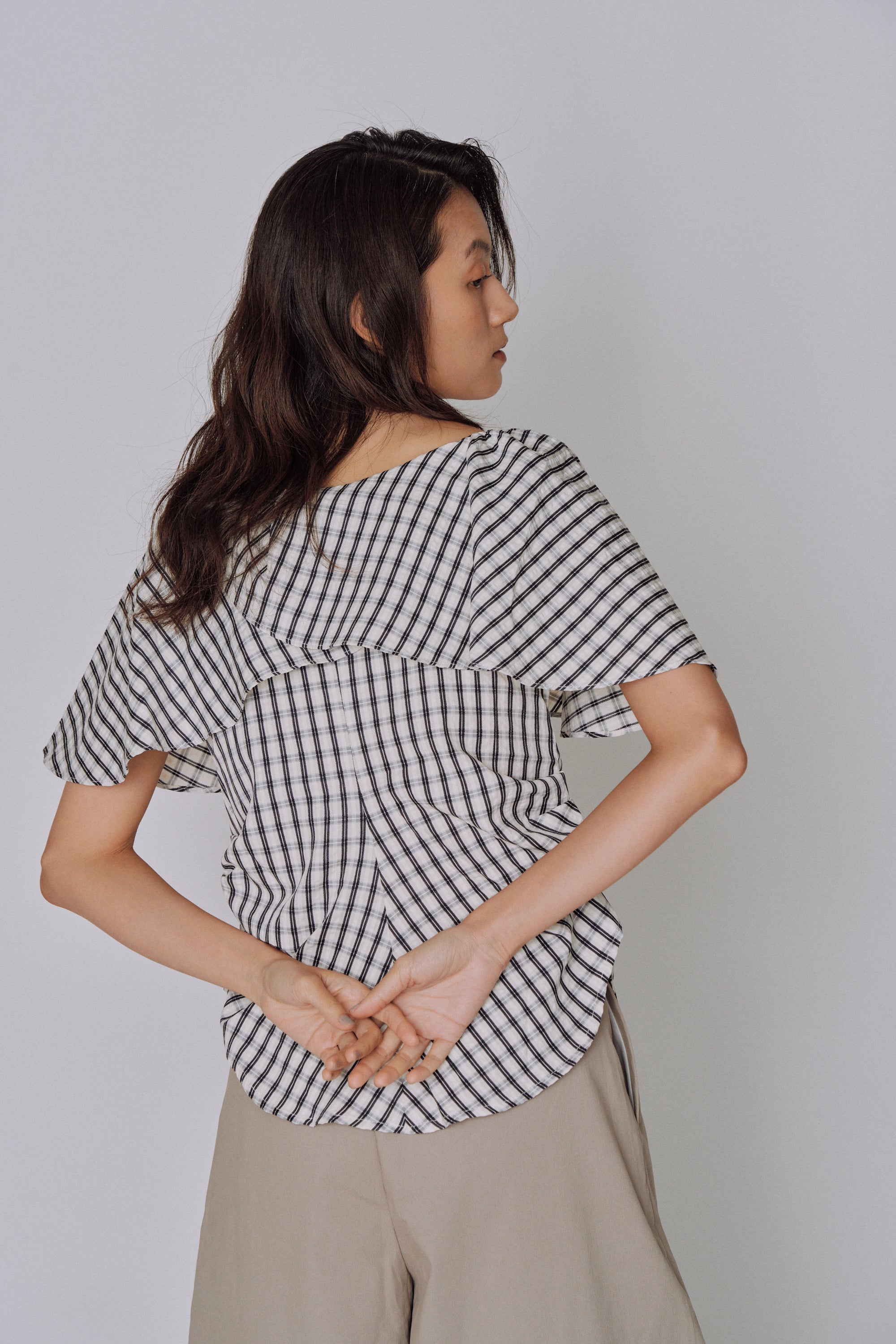 Twist-Back Top