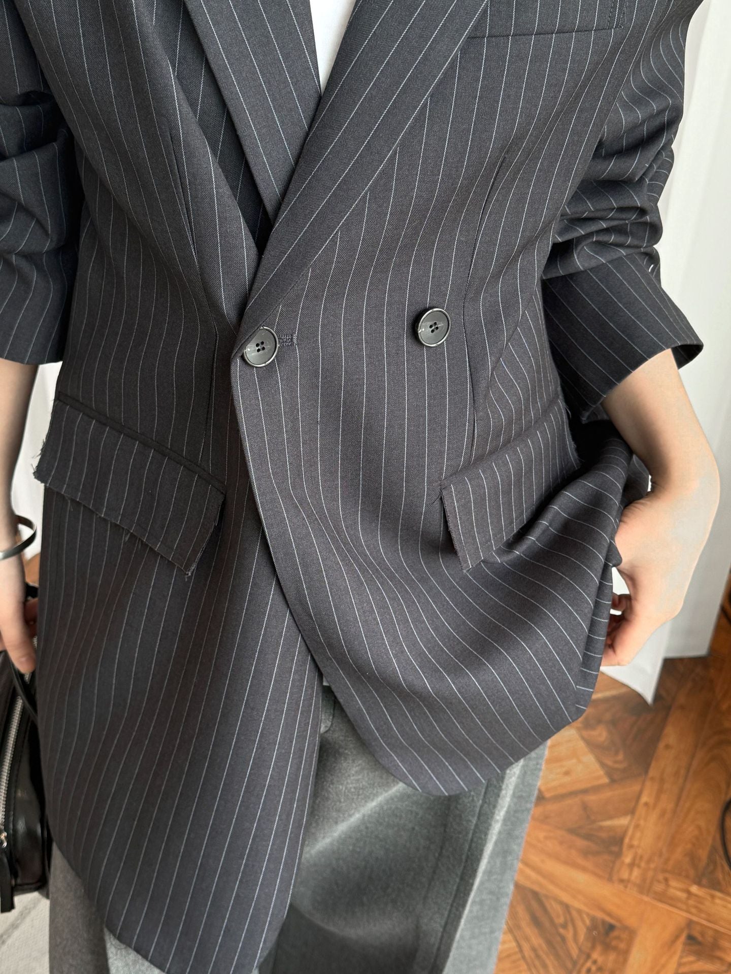 Cutting stripe jacket