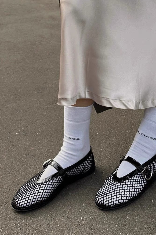 Lattice Buckle Flats