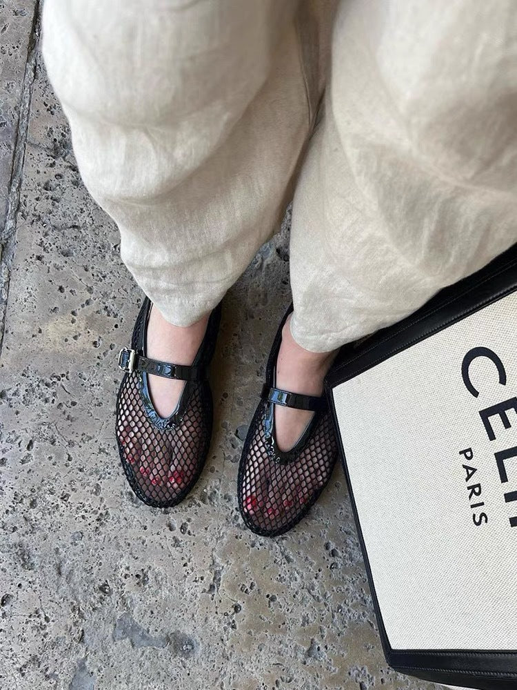 Lattice Buckle Flats