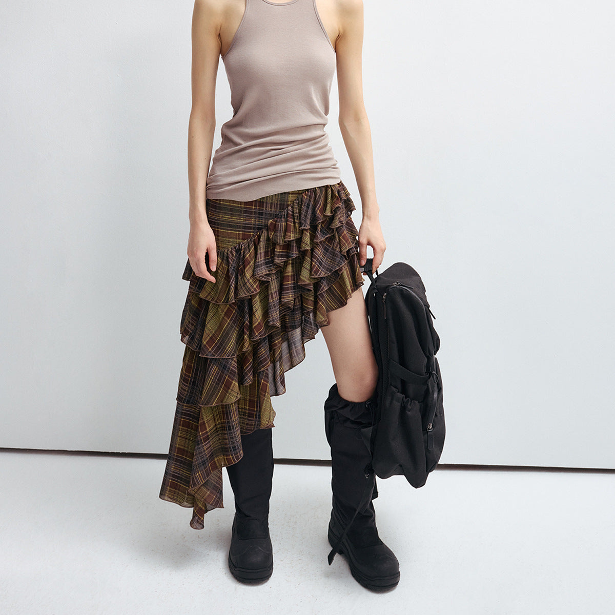 層疊荷葉邊格紋裙