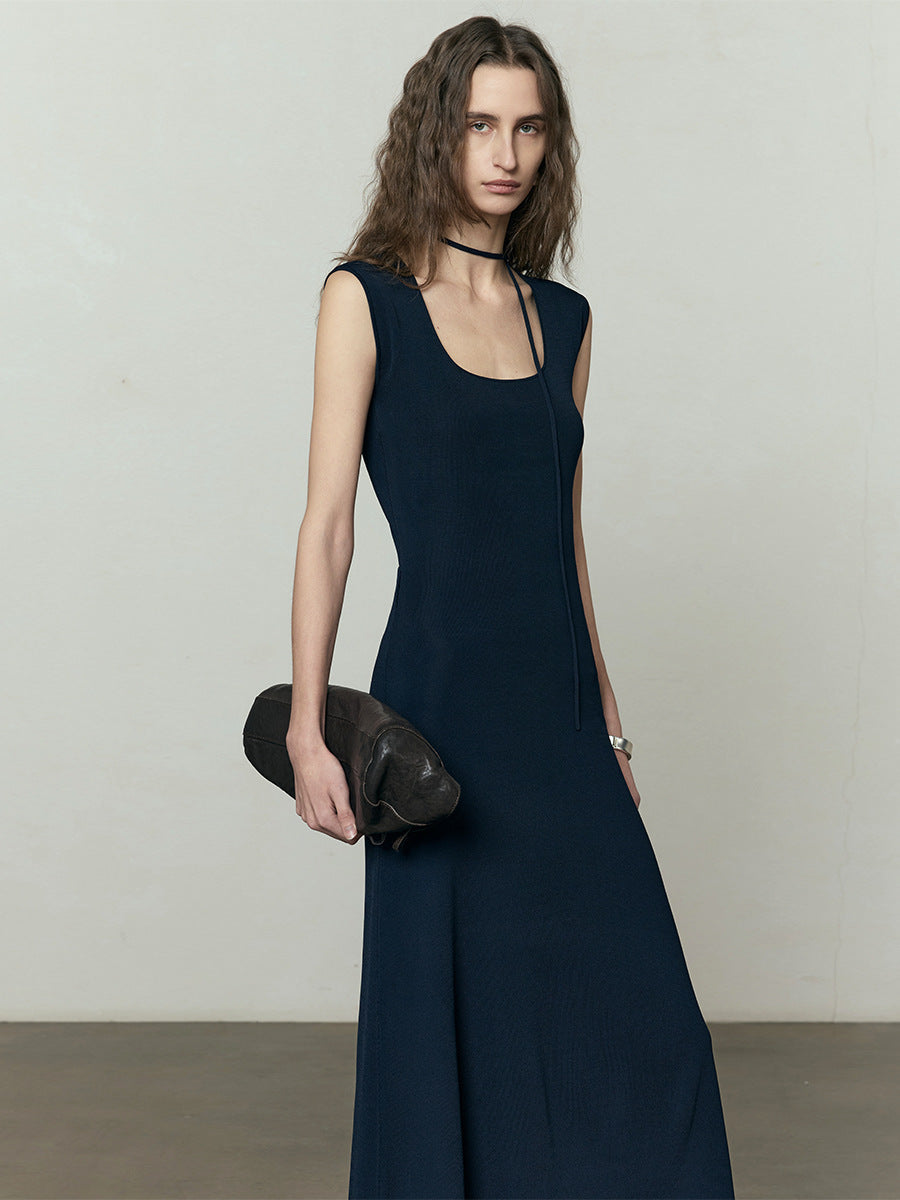 Contour Silhouette Dress