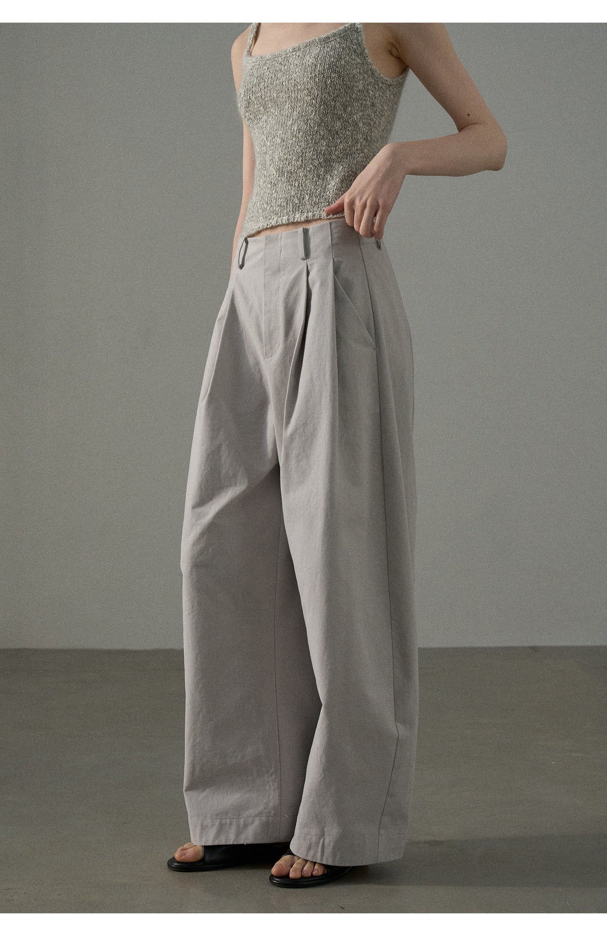 Tucked Volume Wide Pants