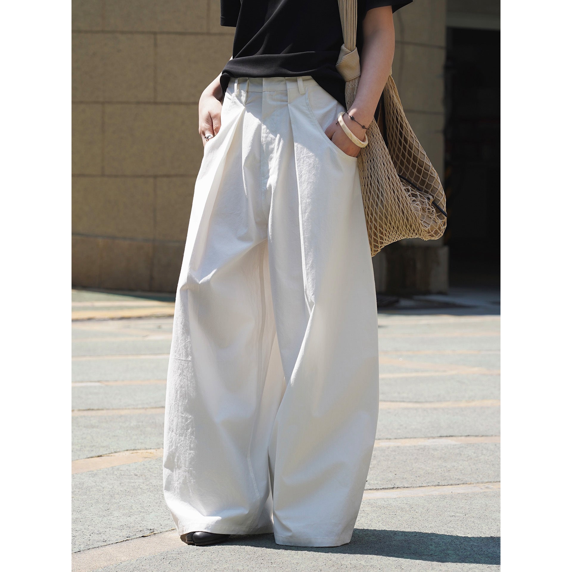 Ultra Wide High-Waist Tuck Pants
