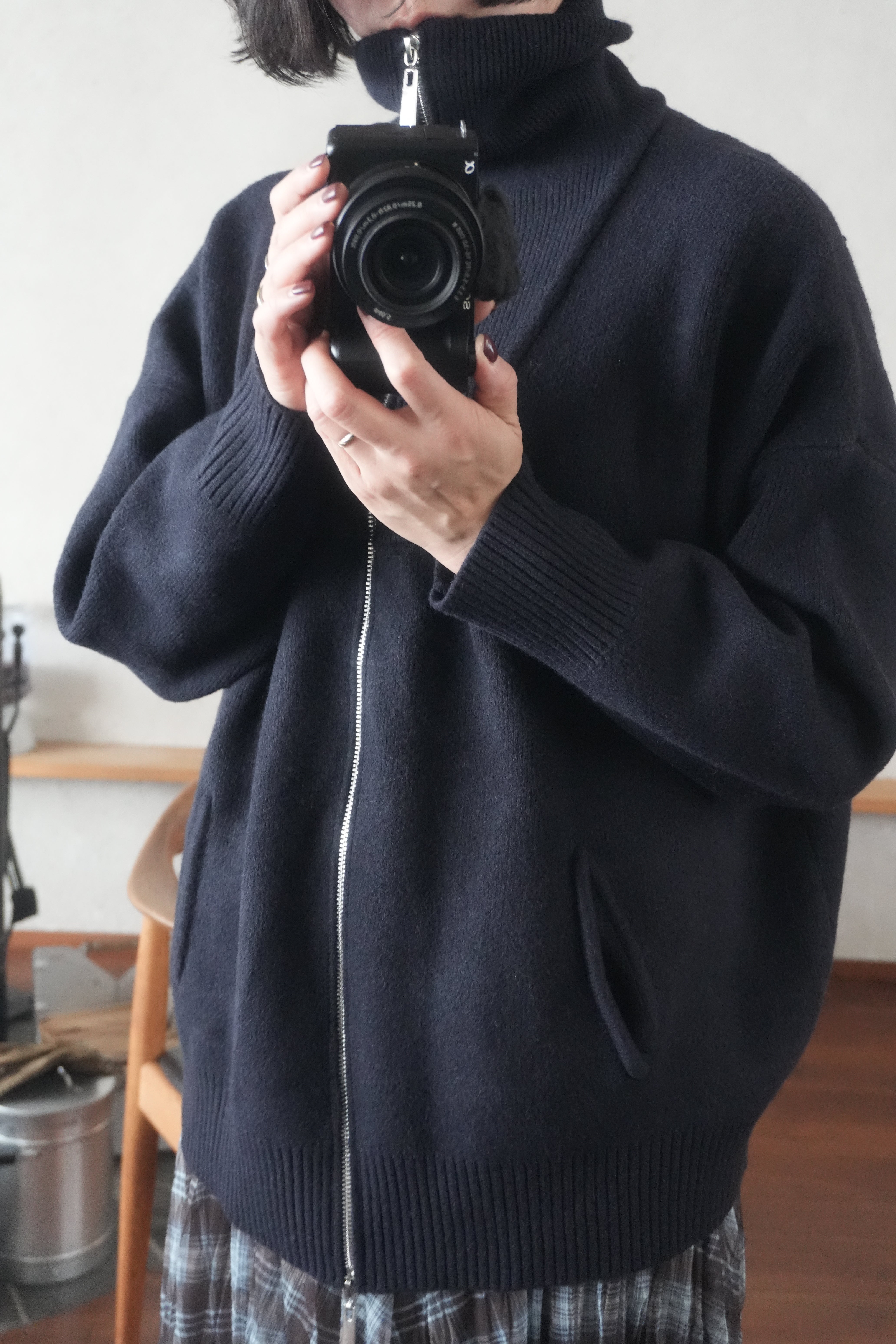 Structured Zip-up knit jacket