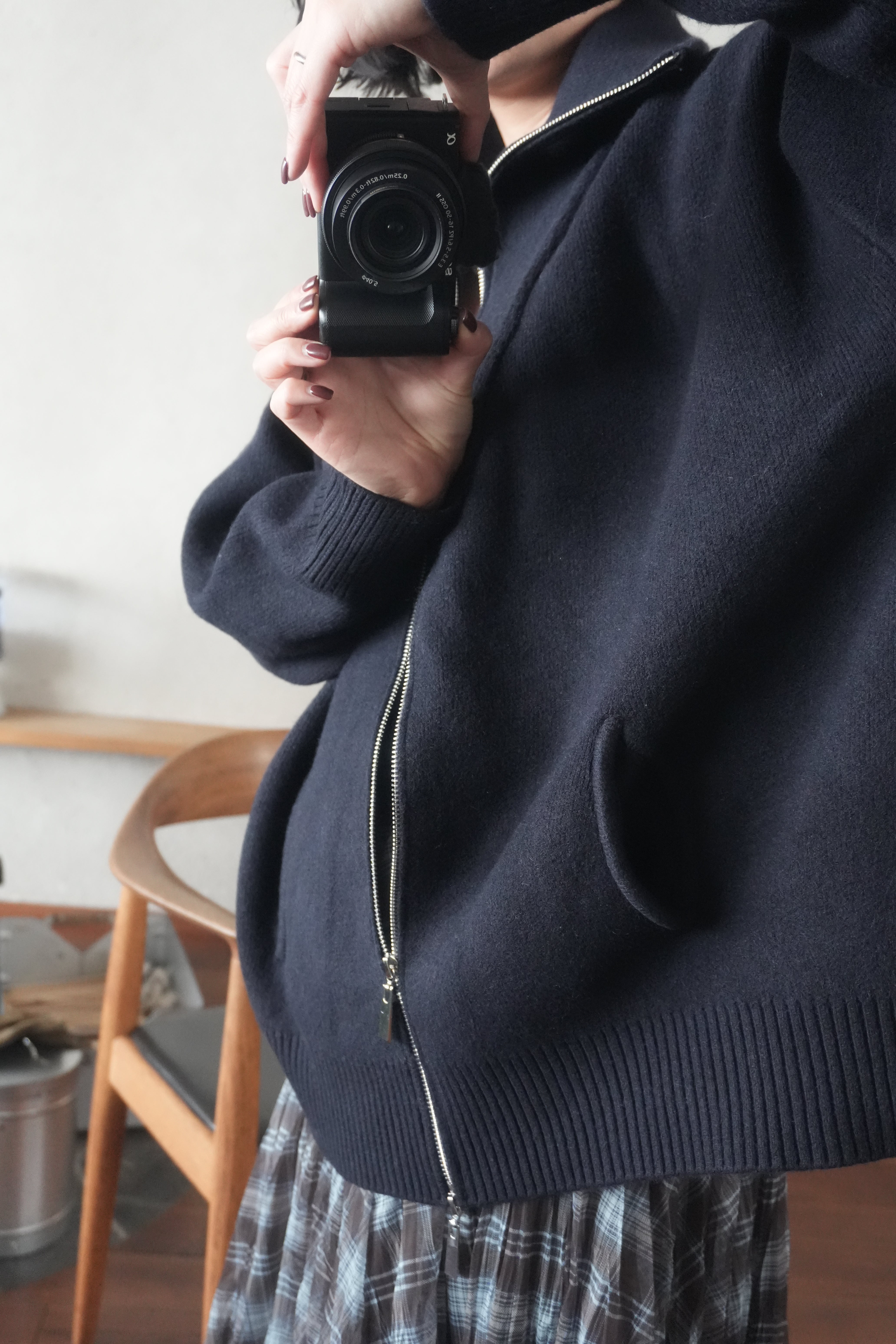 Structured Zip-up knit jacket