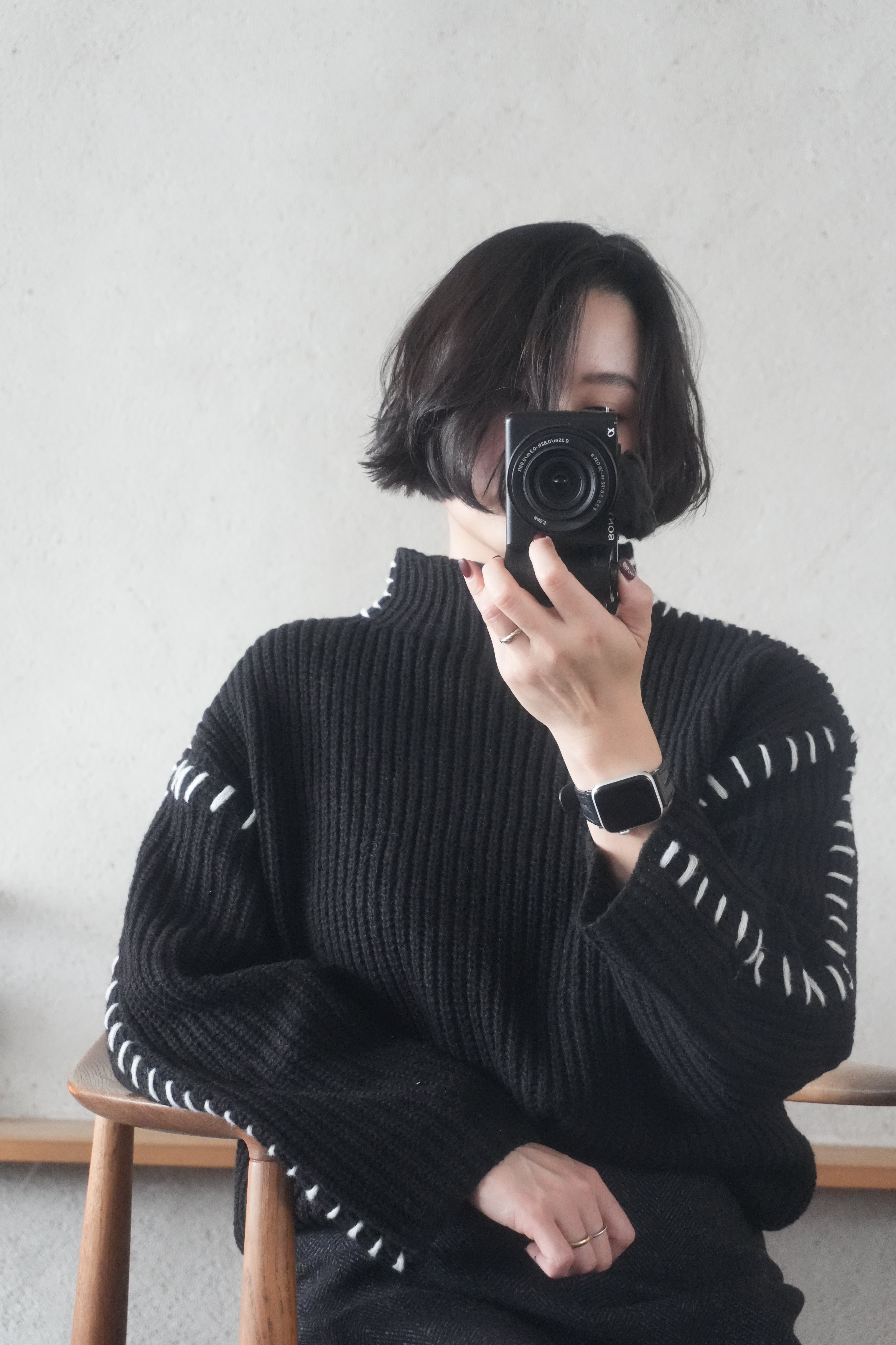 Contrast Stitch Knit Pullover