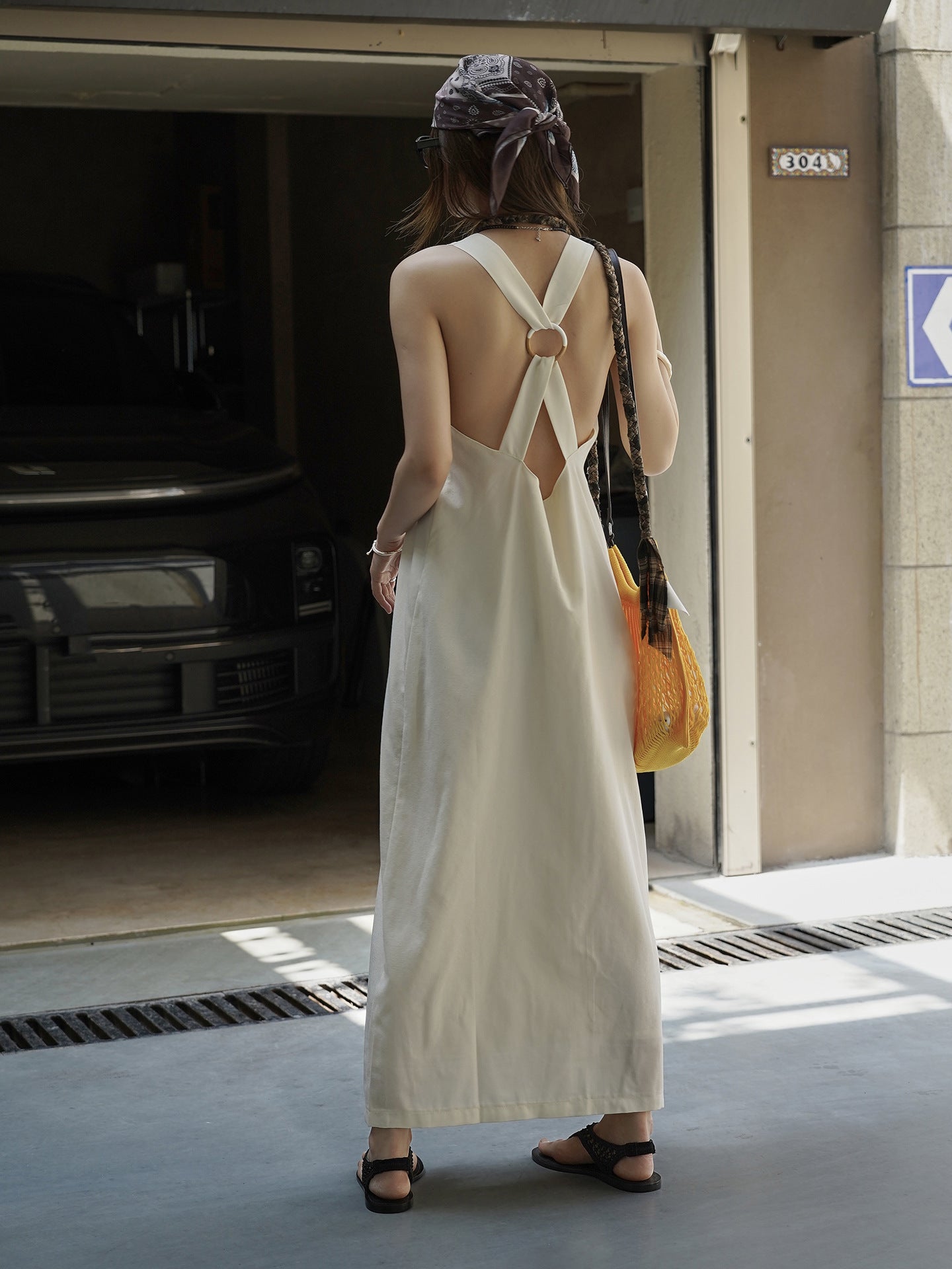 Back Ring Cross Dress