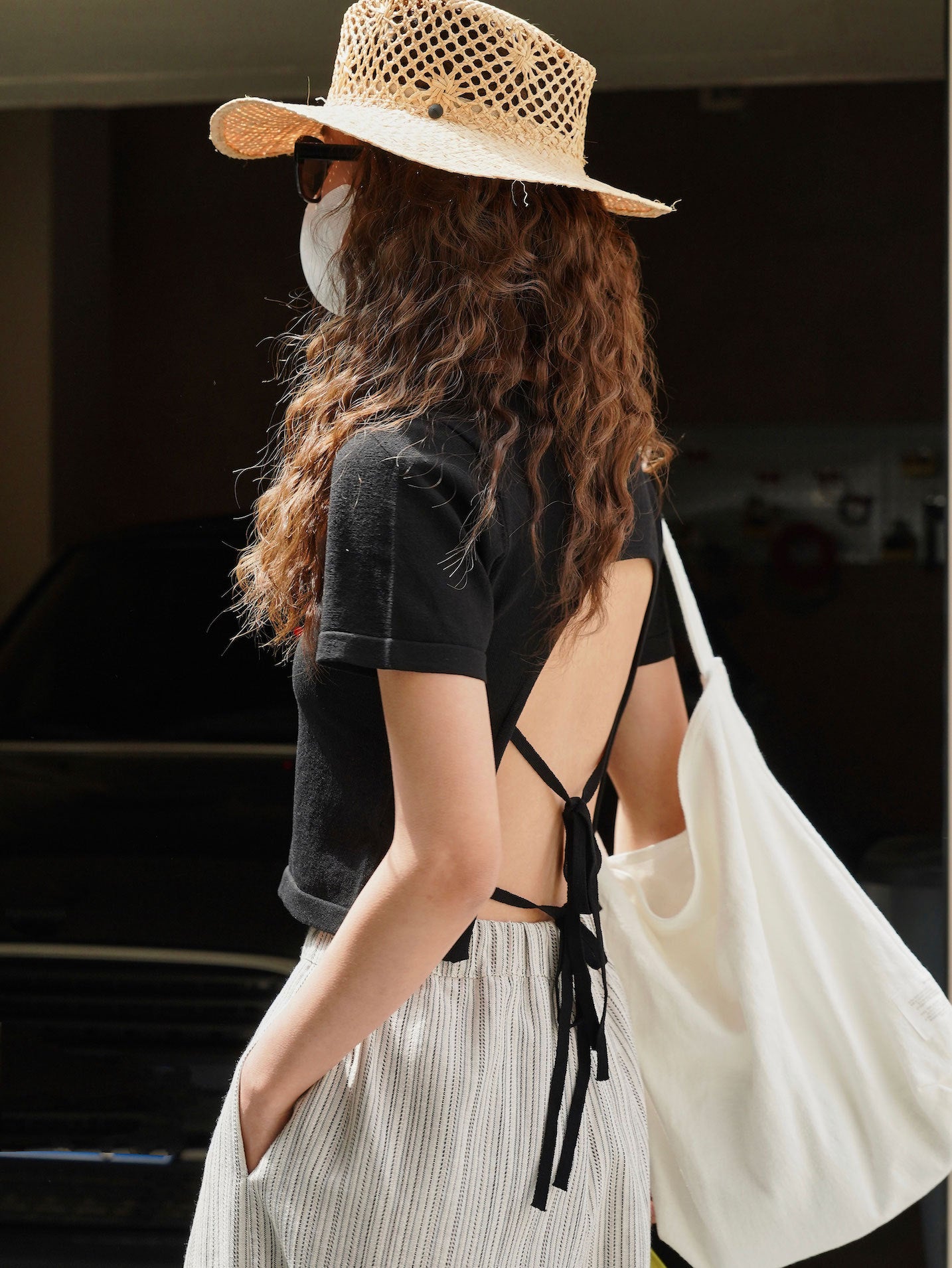 Back open summer knit