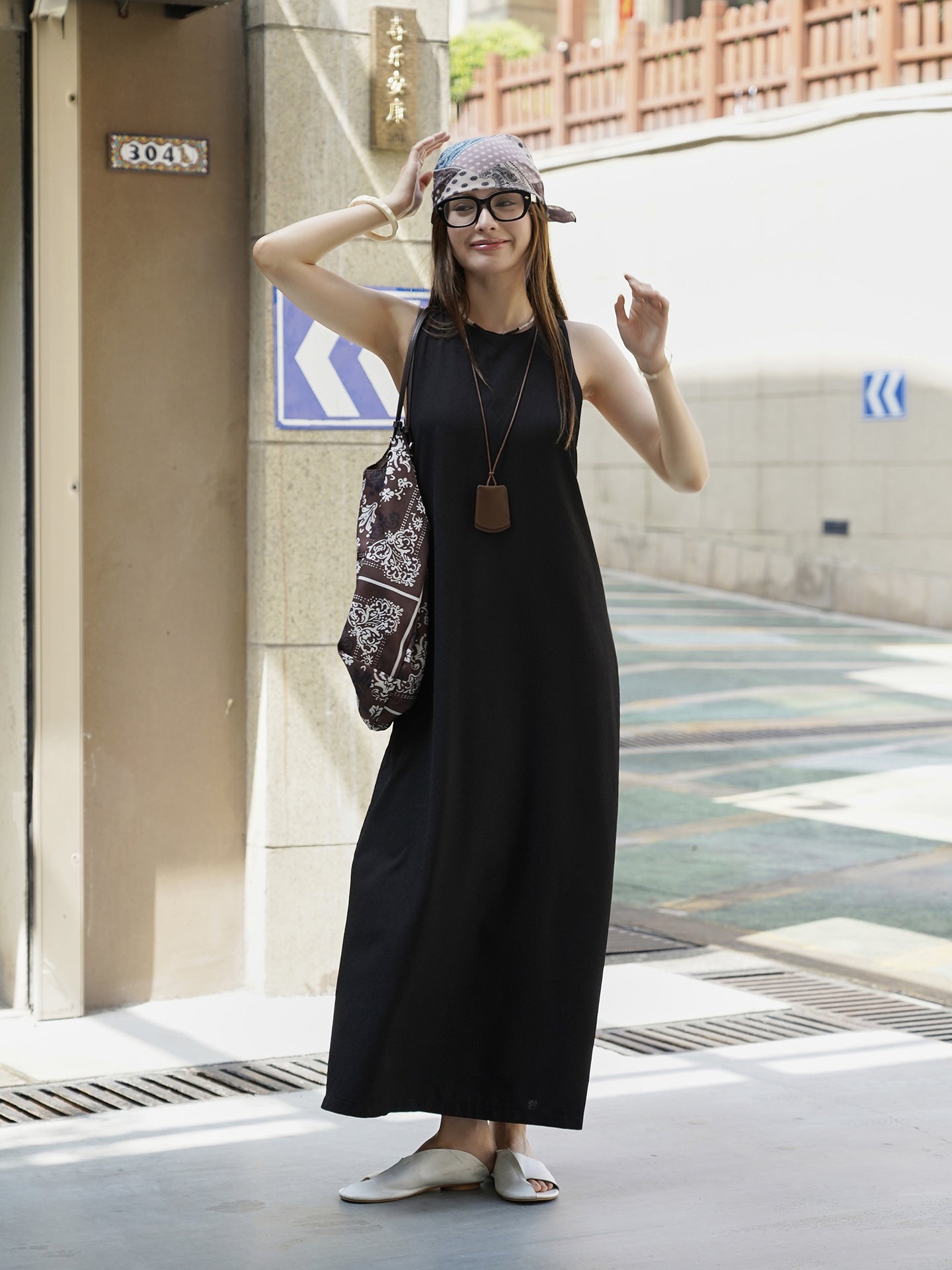 Back Ring Cross Dress
