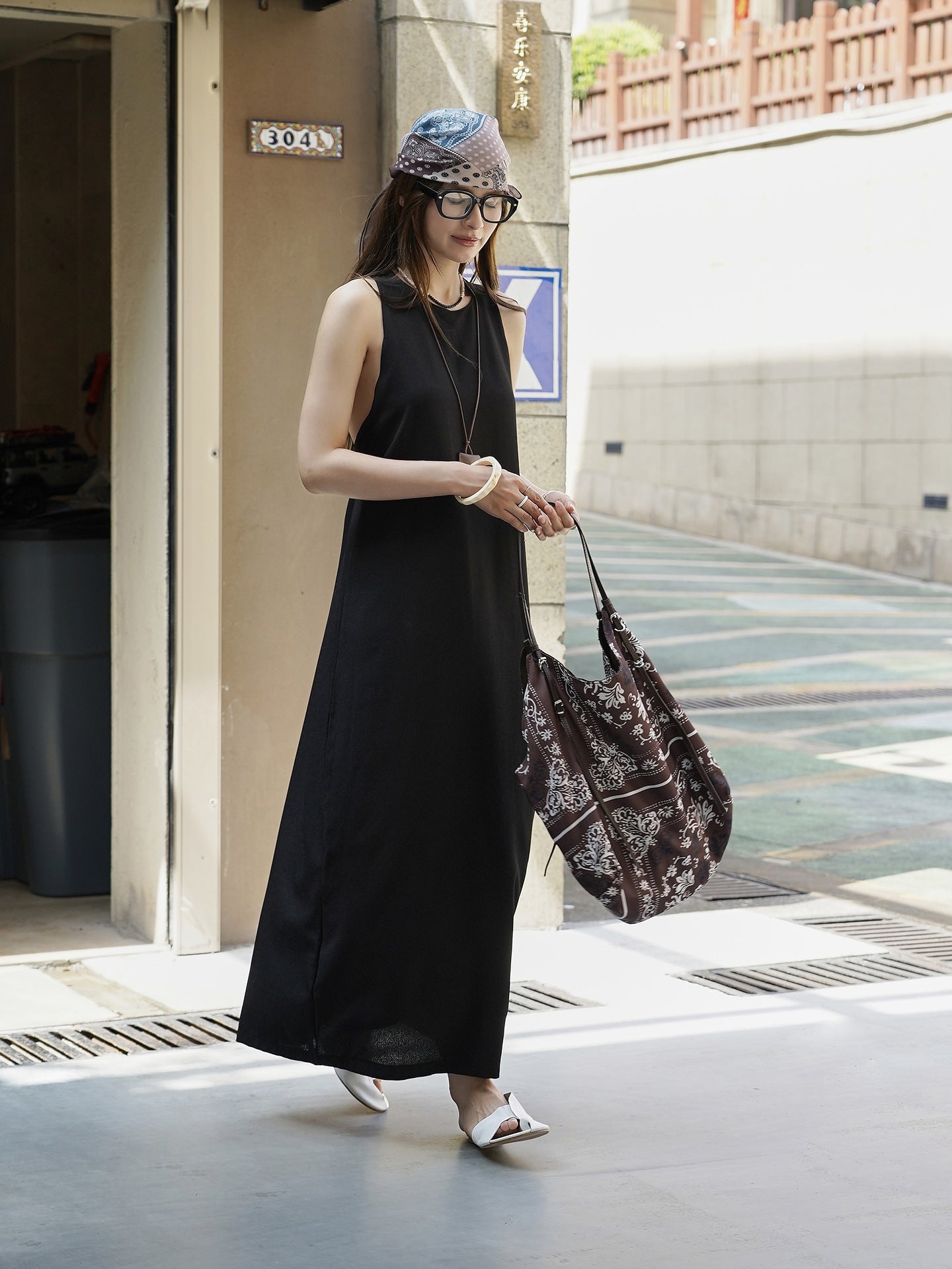 Back Ring Cross Dress