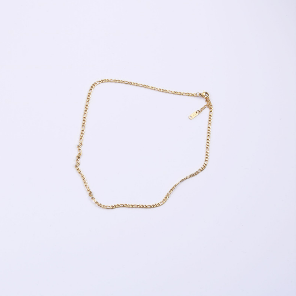 Simple chain necklace