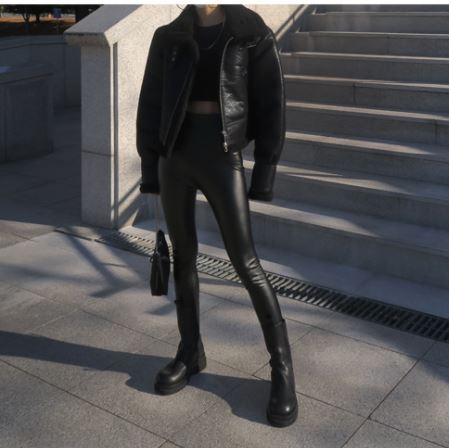 Leather style leggings(即納)