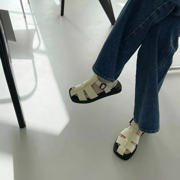 Fisherman sandals