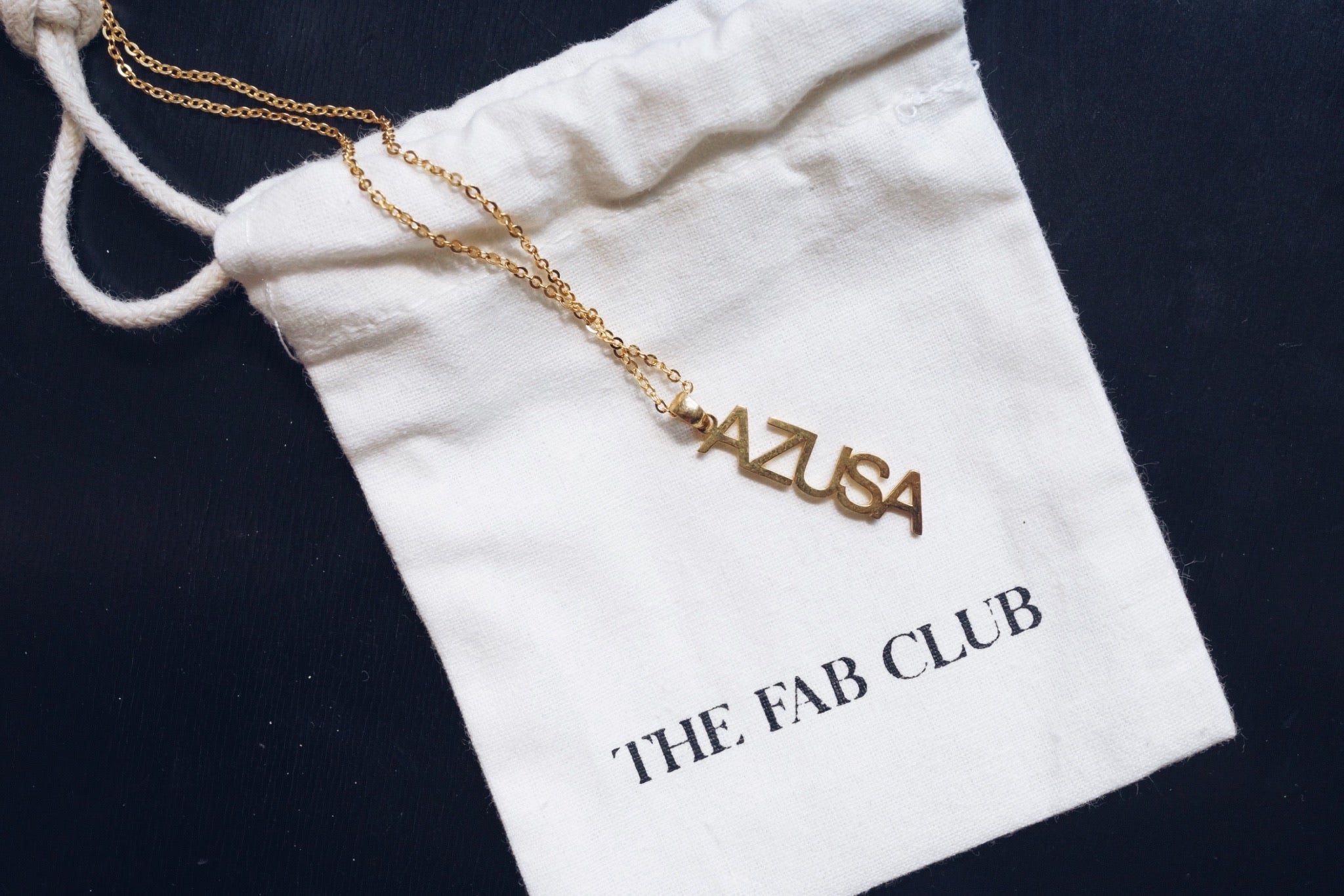 Vertical personalized necklace