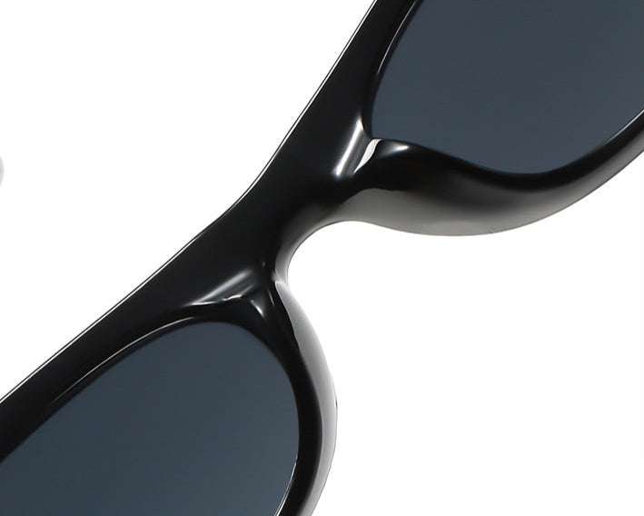 Minimal Slim Sunglasses