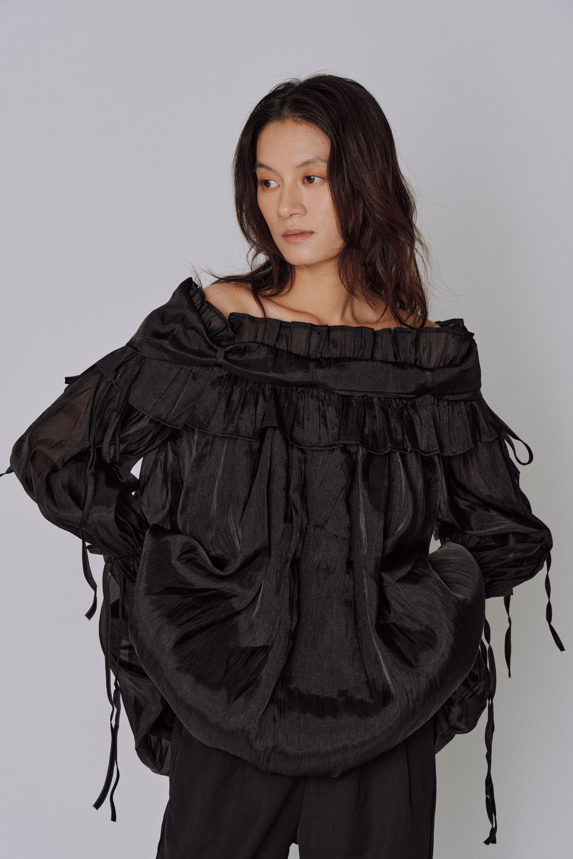 Cloud Ruffle Off-Shoulder Blouse