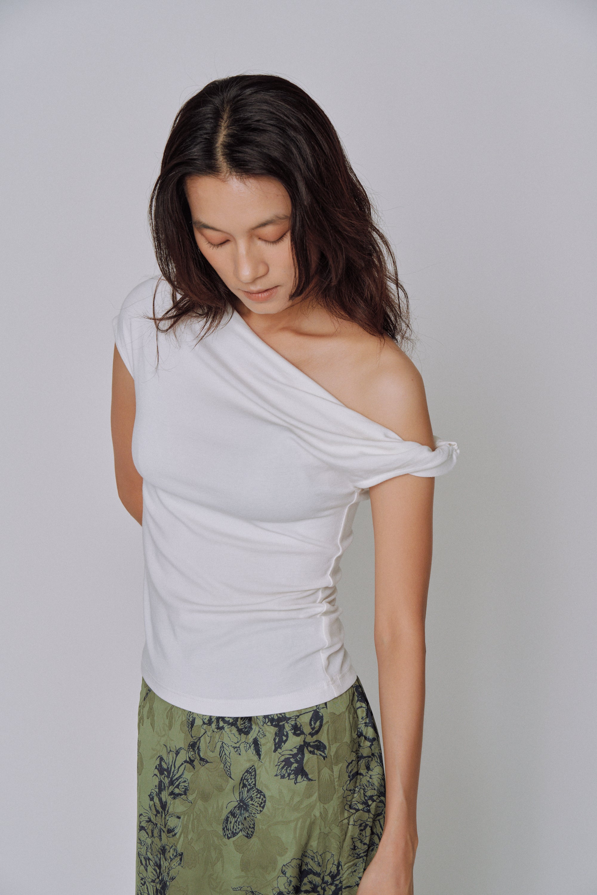 Twist-Back Top 