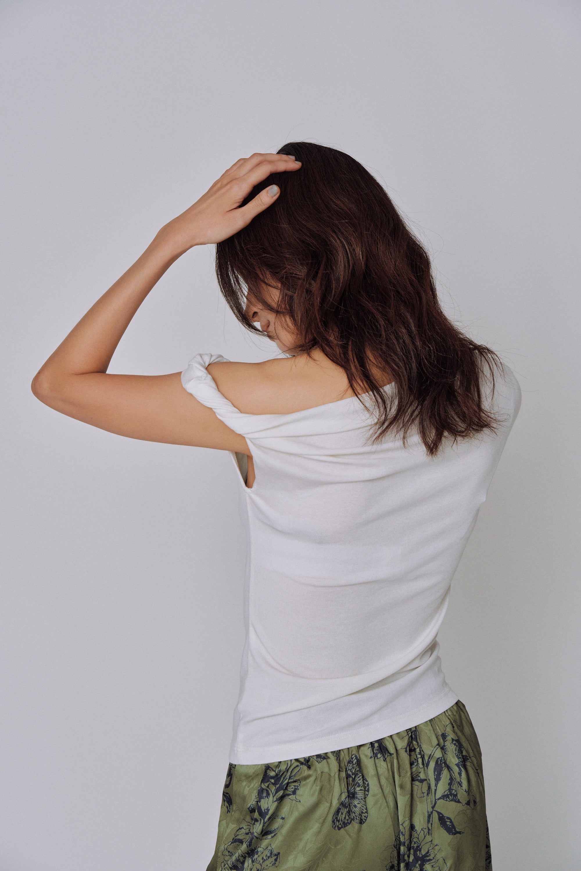 Twist-Back Top 