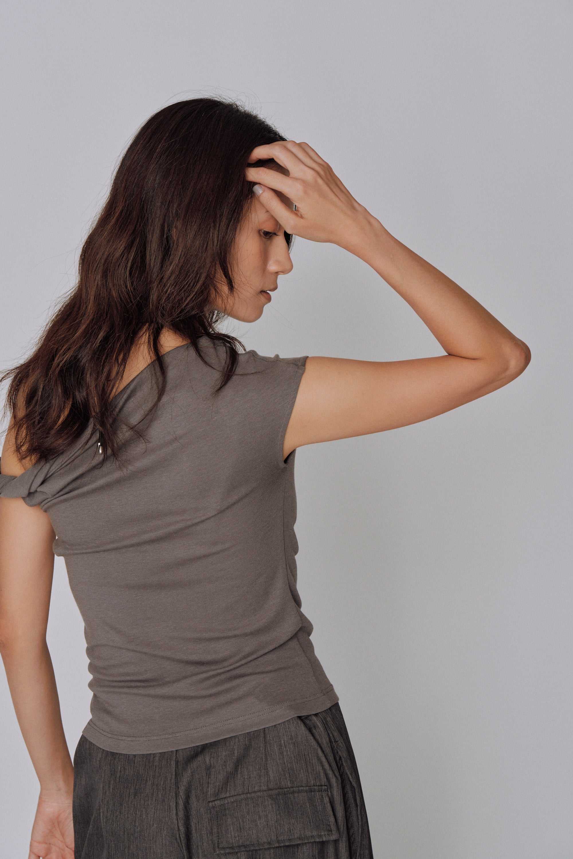 Twist-Back Top 