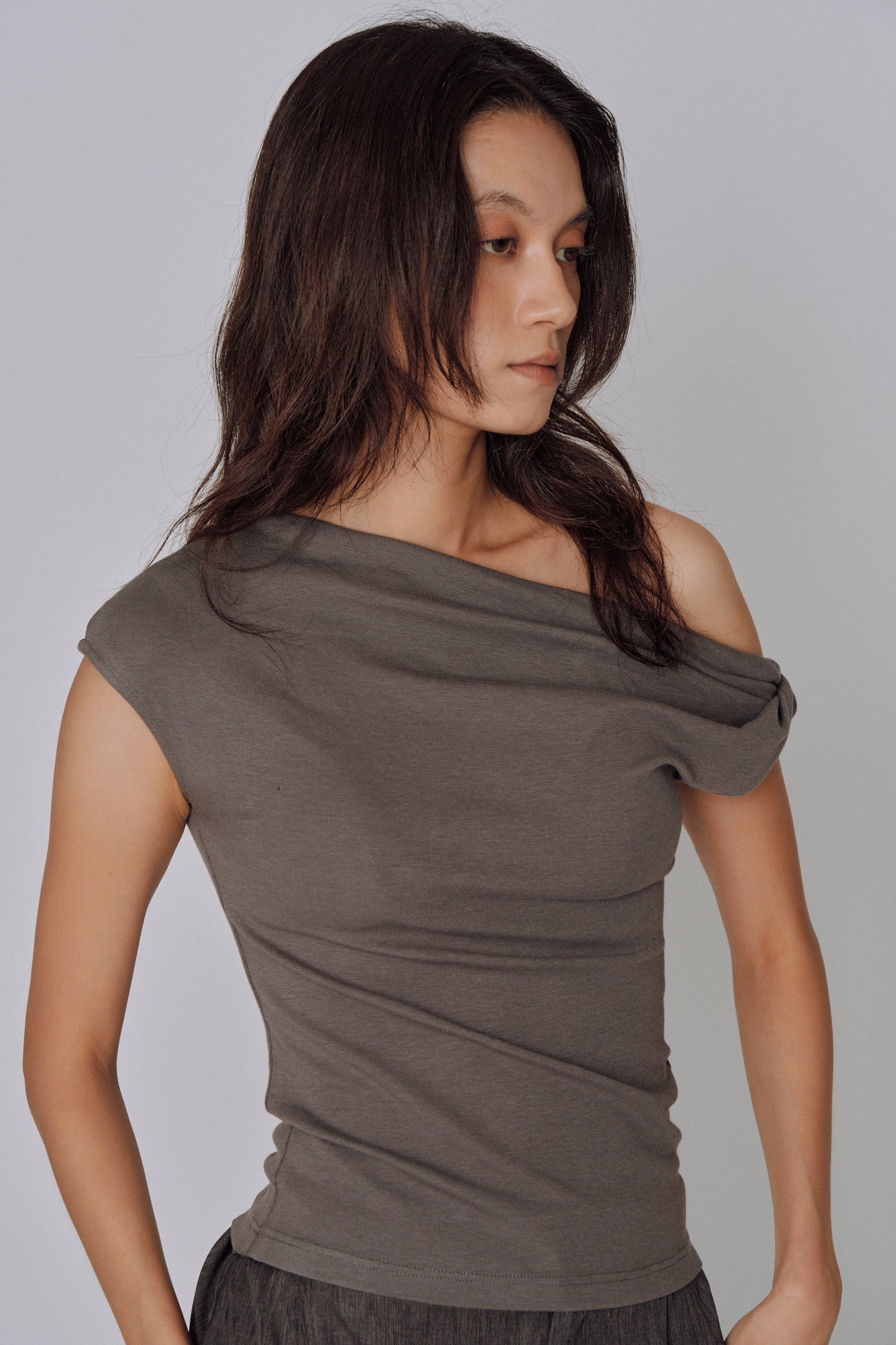 Twist-Back Top 