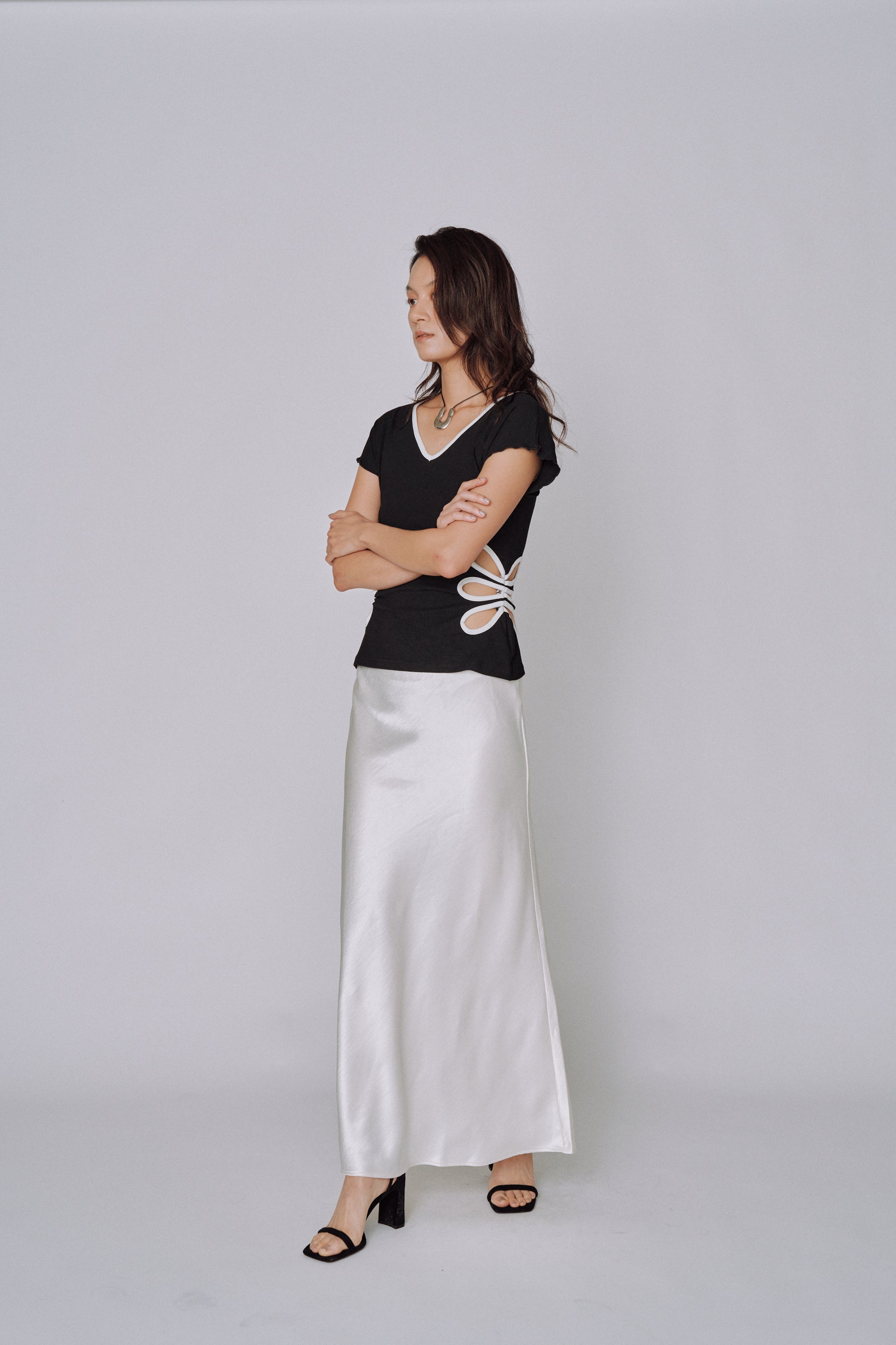 NEW｜Glossy Flow Satin Skirt