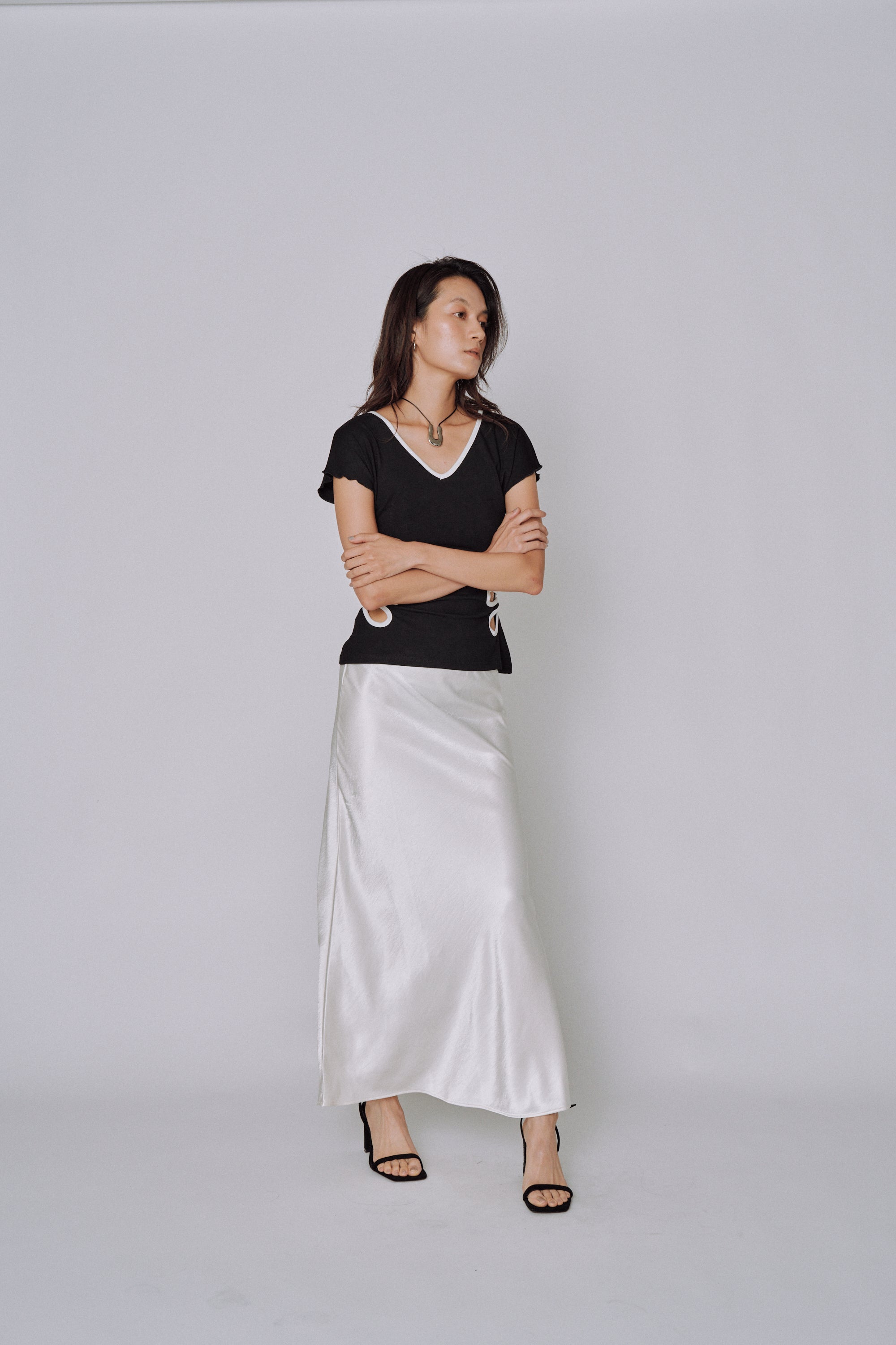 NEW｜Glossy Flow Satin Skirt