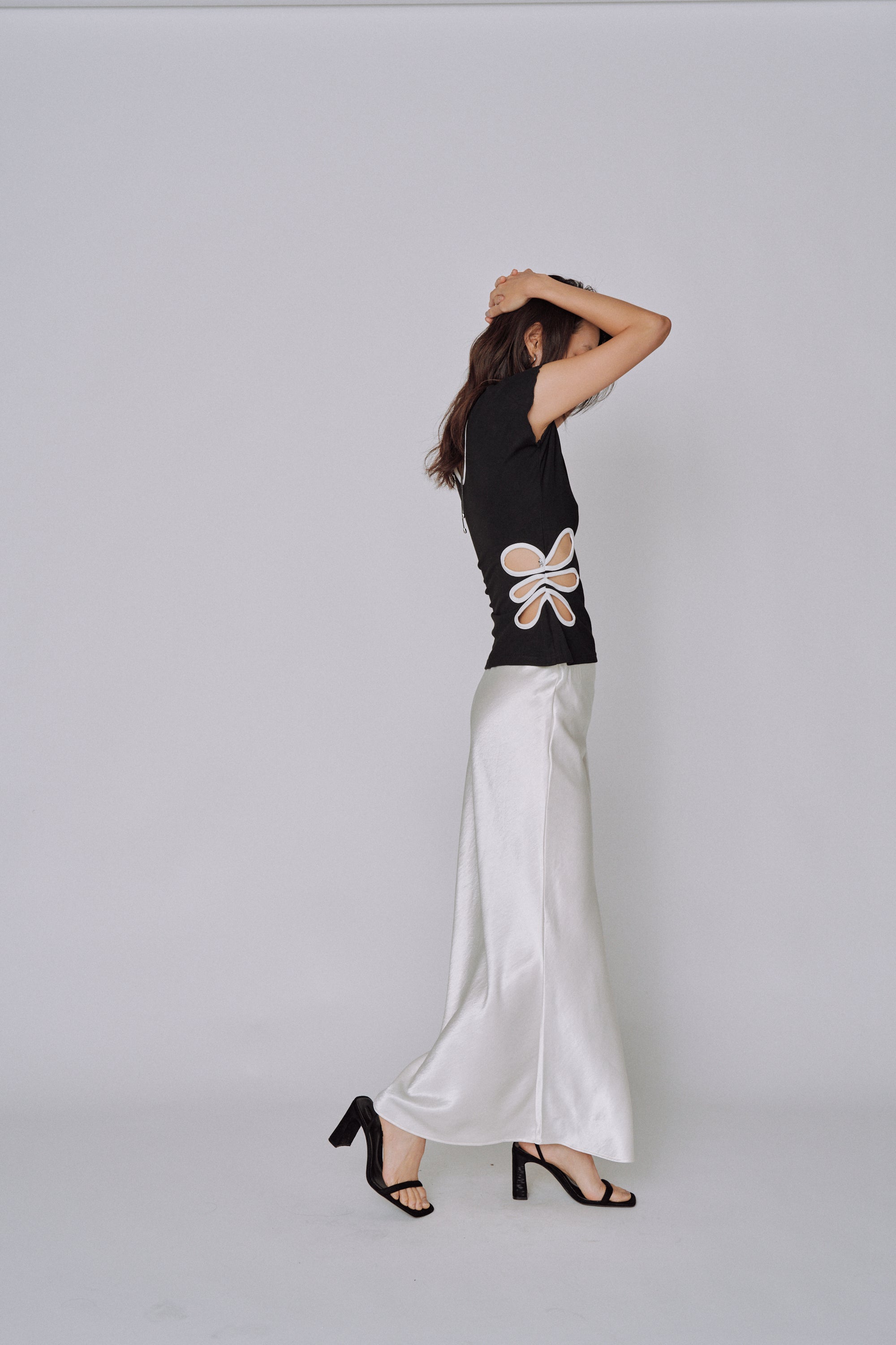 NEW｜Glossy Flow Satin Skirt