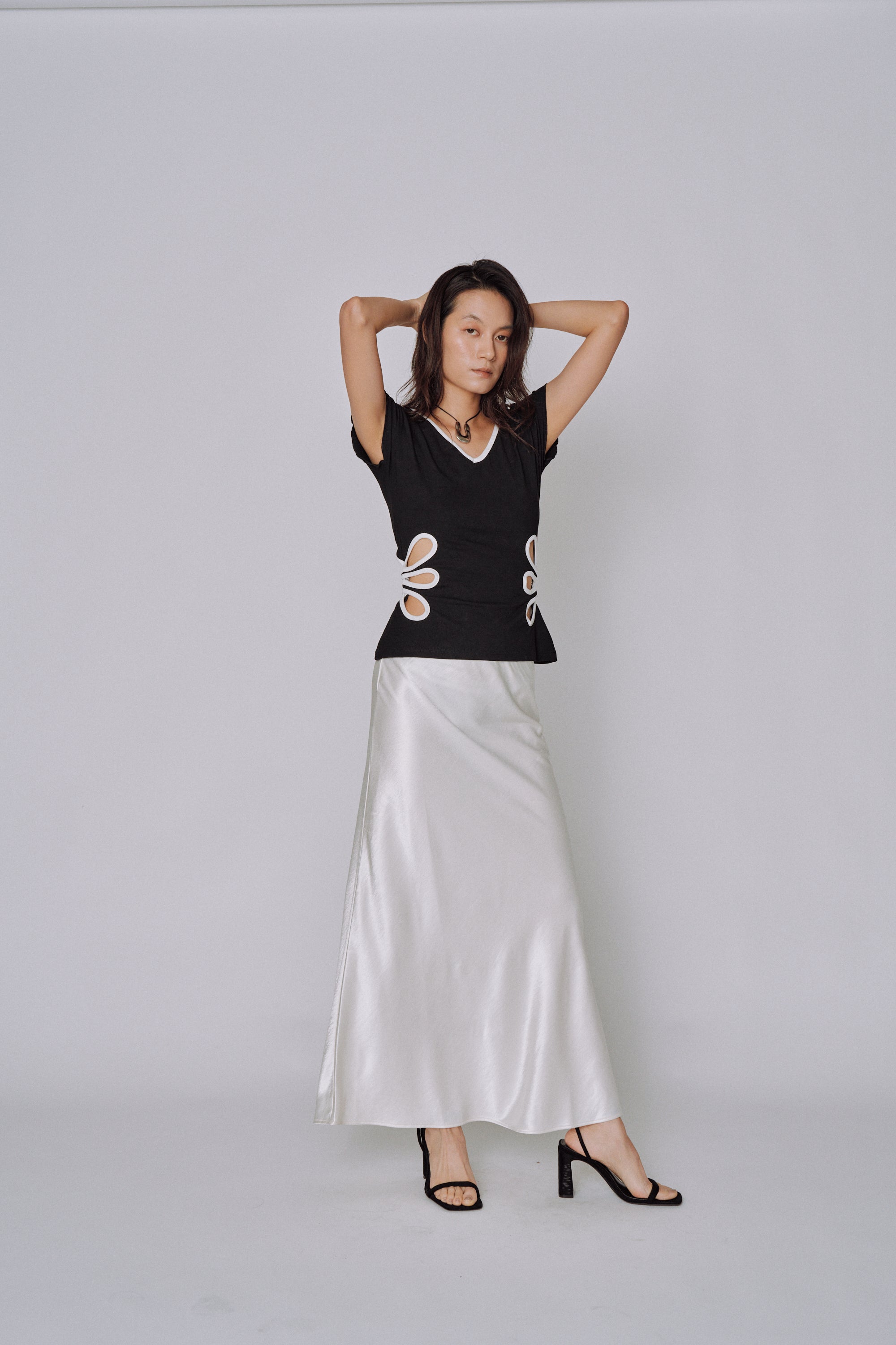 NEW｜Glossy Flow Satin Skirt