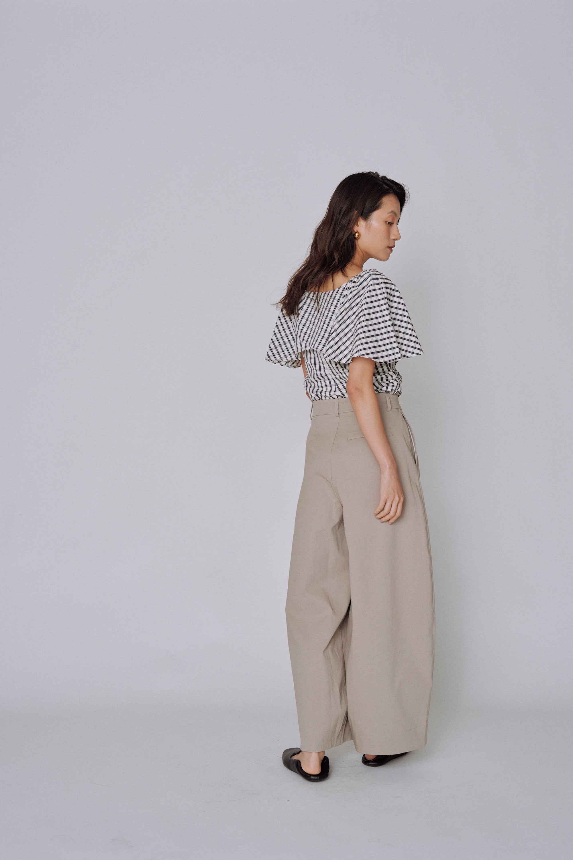 Twist-Back Top 