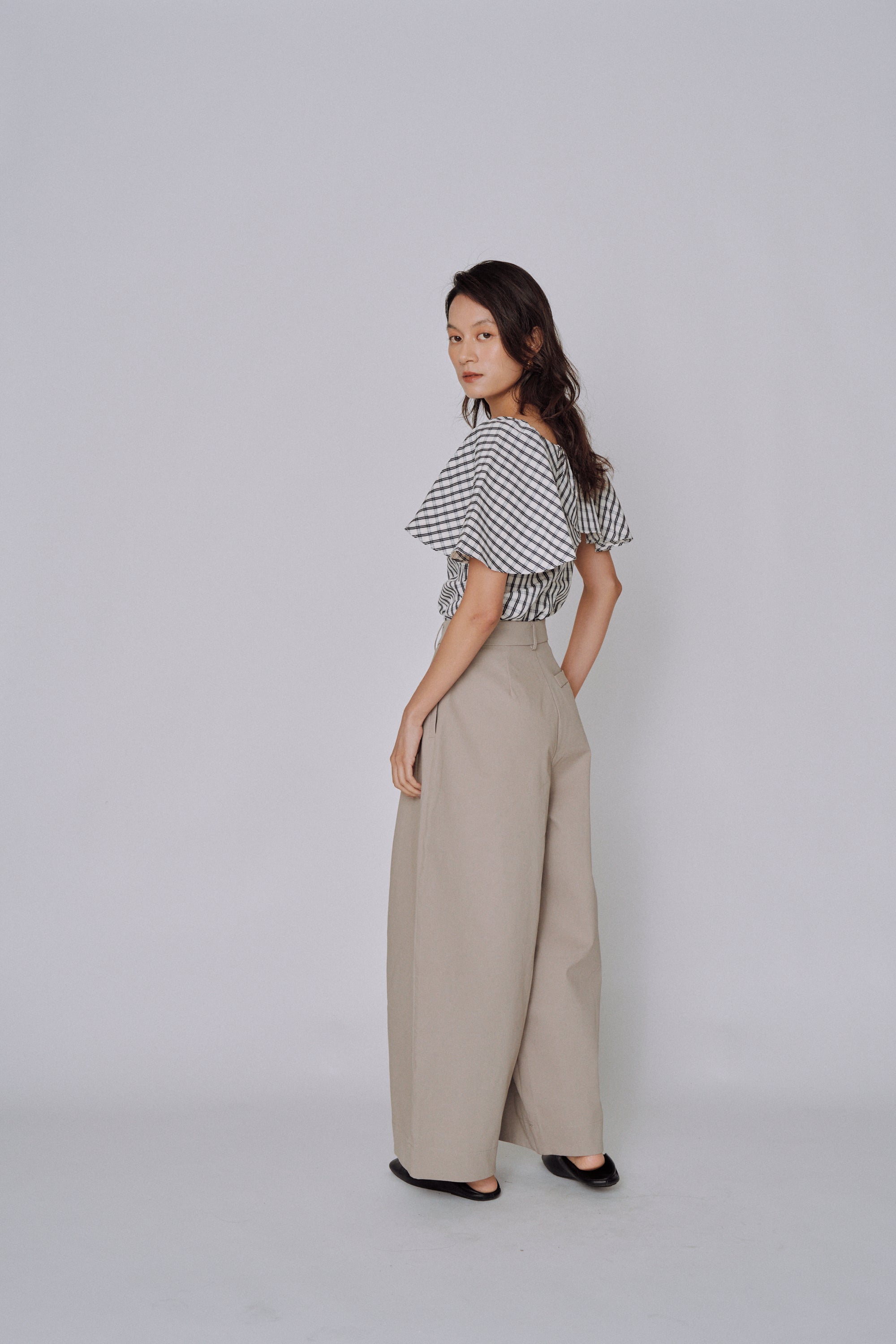 Twist-Back Top 
