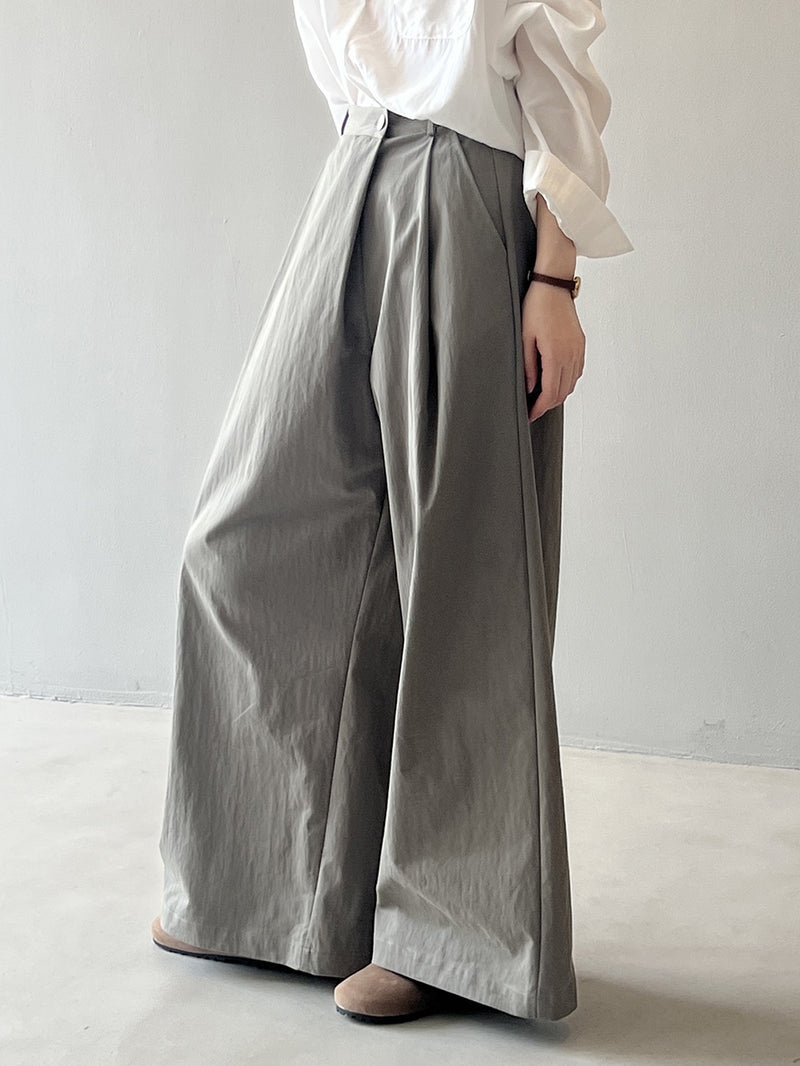 Asymmetry trousers