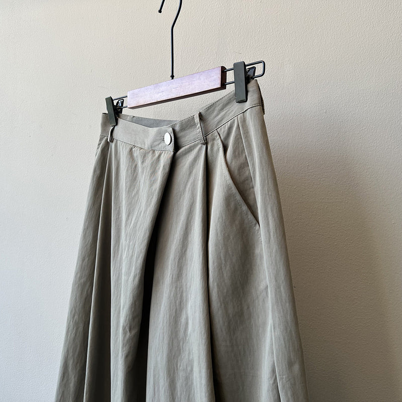 Asymmetry trousers