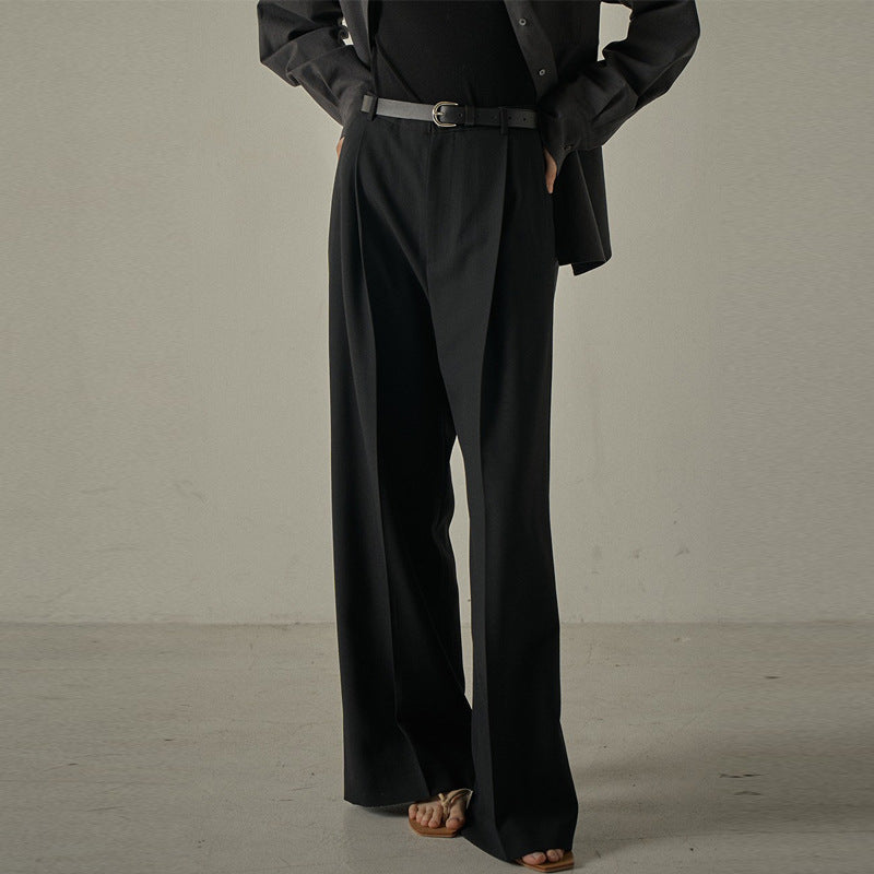 Center pressed wool trousers