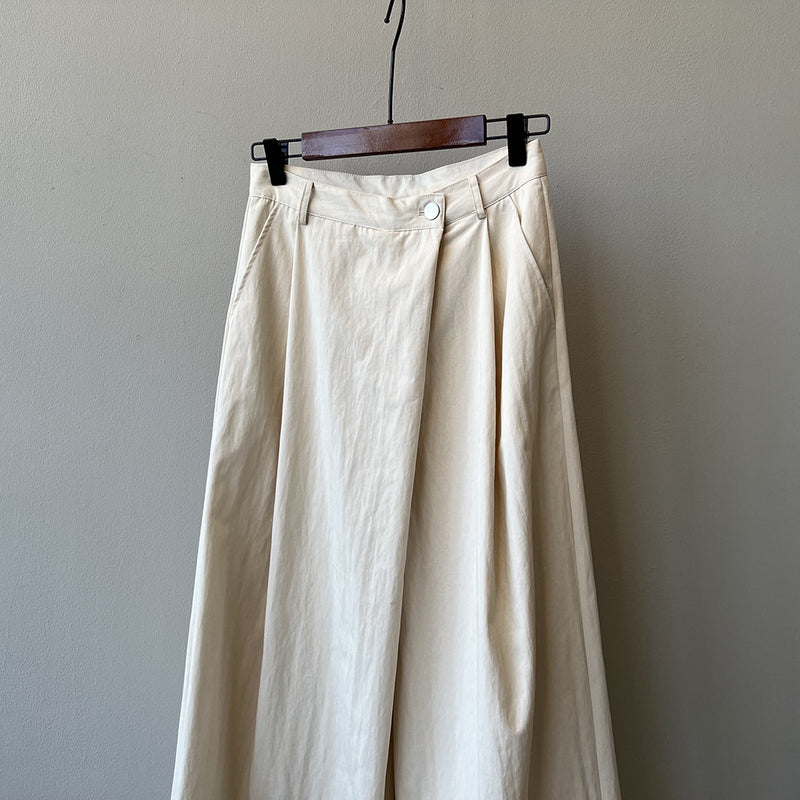 Asymmetry trousers