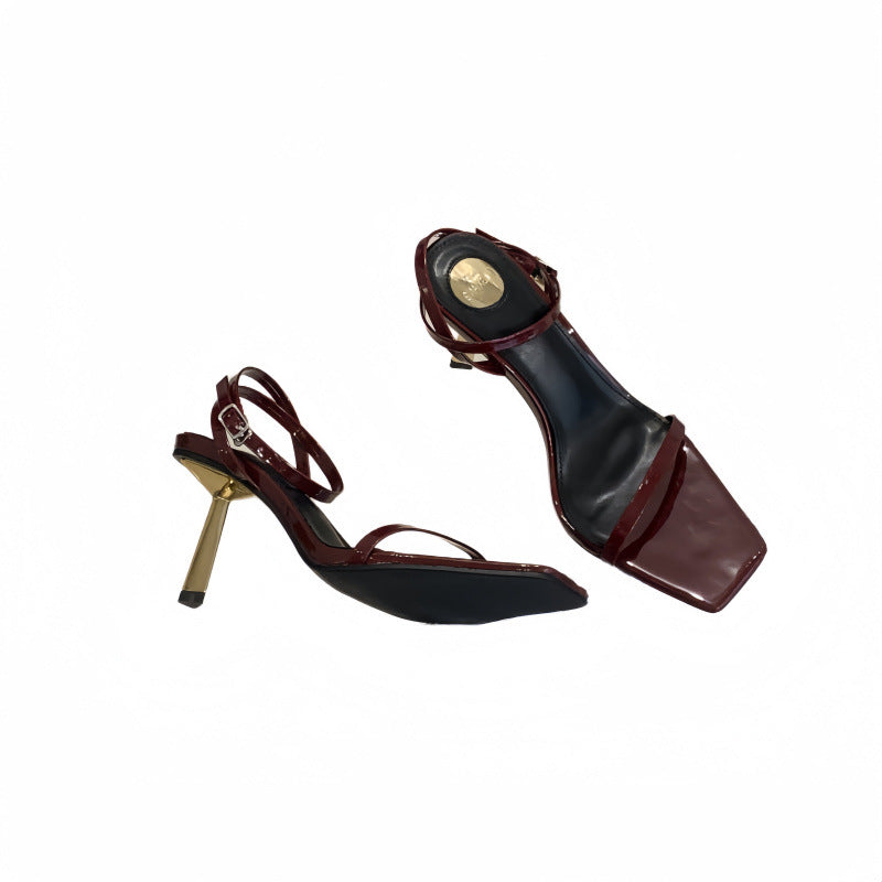 Square sandal