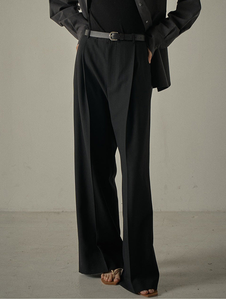 Center pressed wool trousers